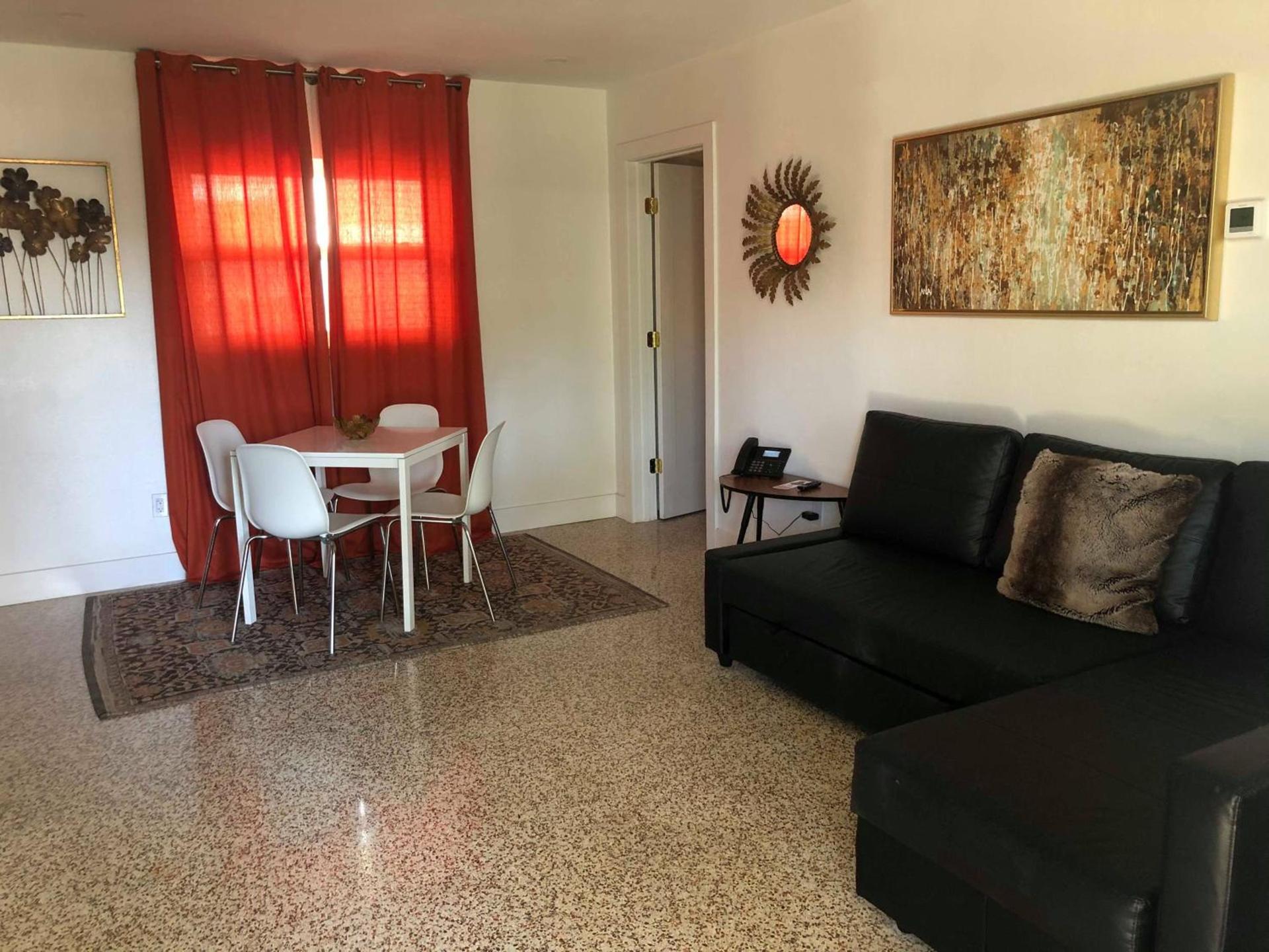 Captiva Beach Resort (open private beach access) photo 15