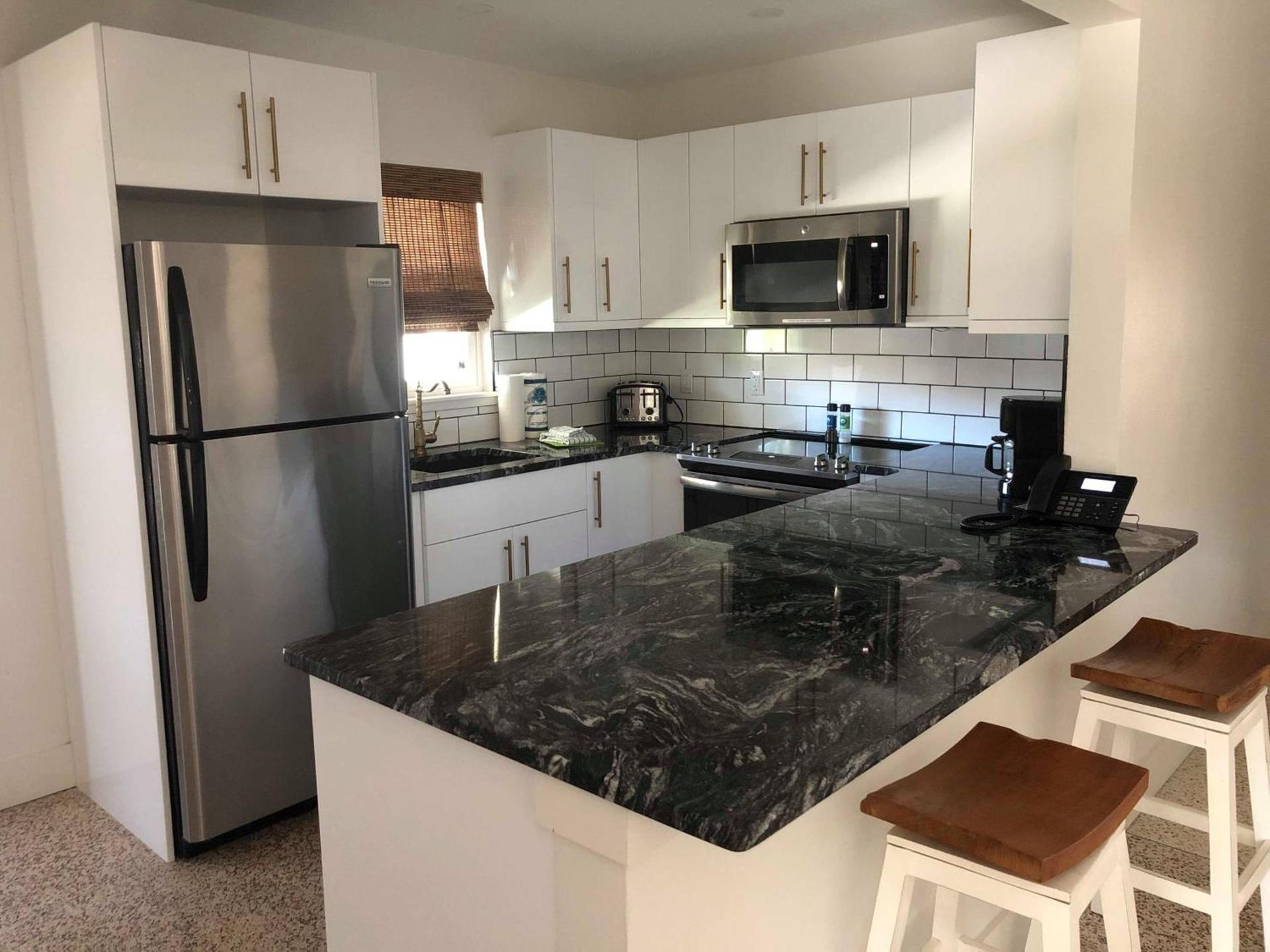 Captiva Beach Resort (open private beach access) photo 94