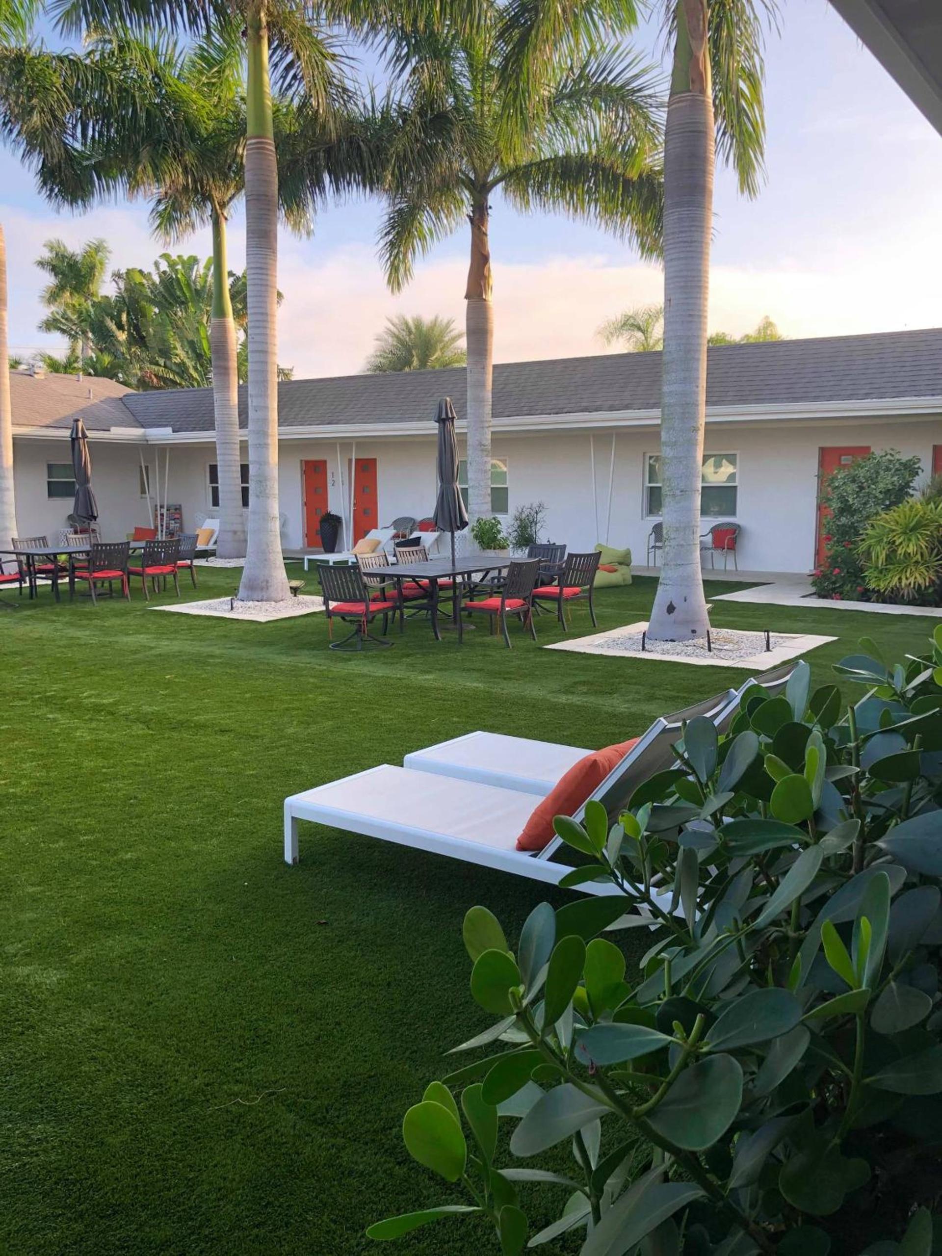 Captiva Beach Resort (open private beach access) photo 59