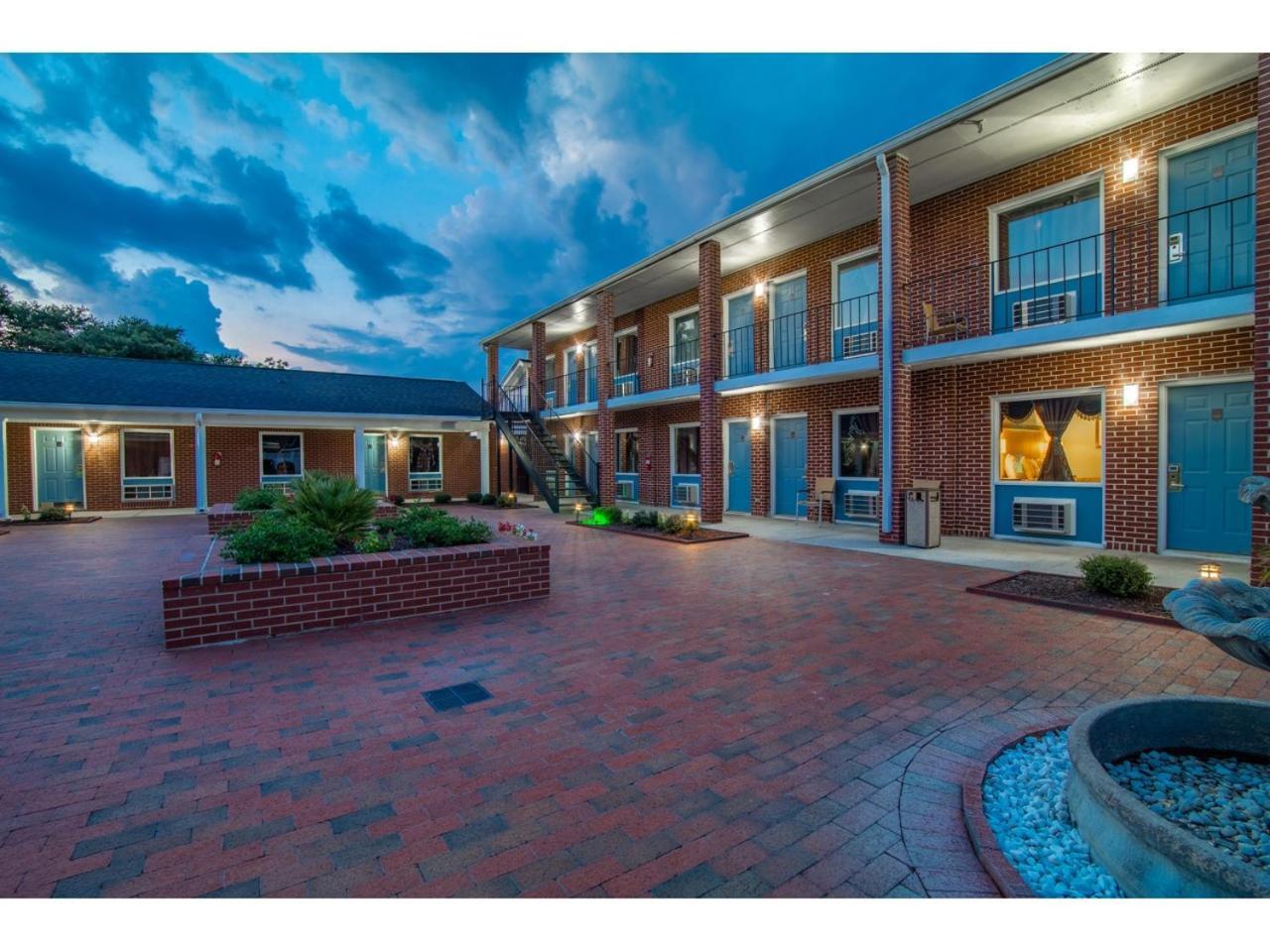 Winton Inn & Suites photo 19