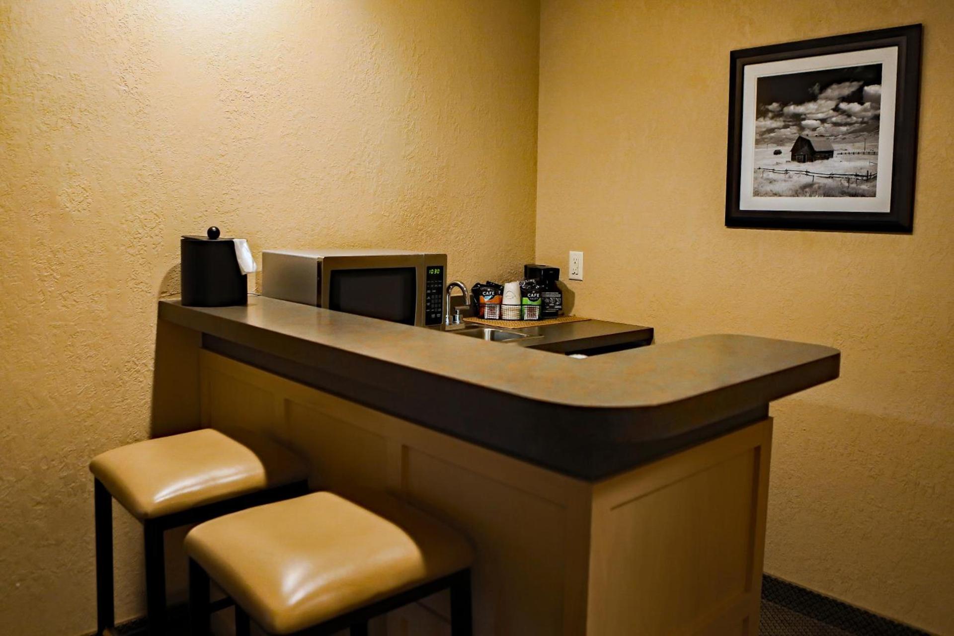 Heritage Inn photo 6