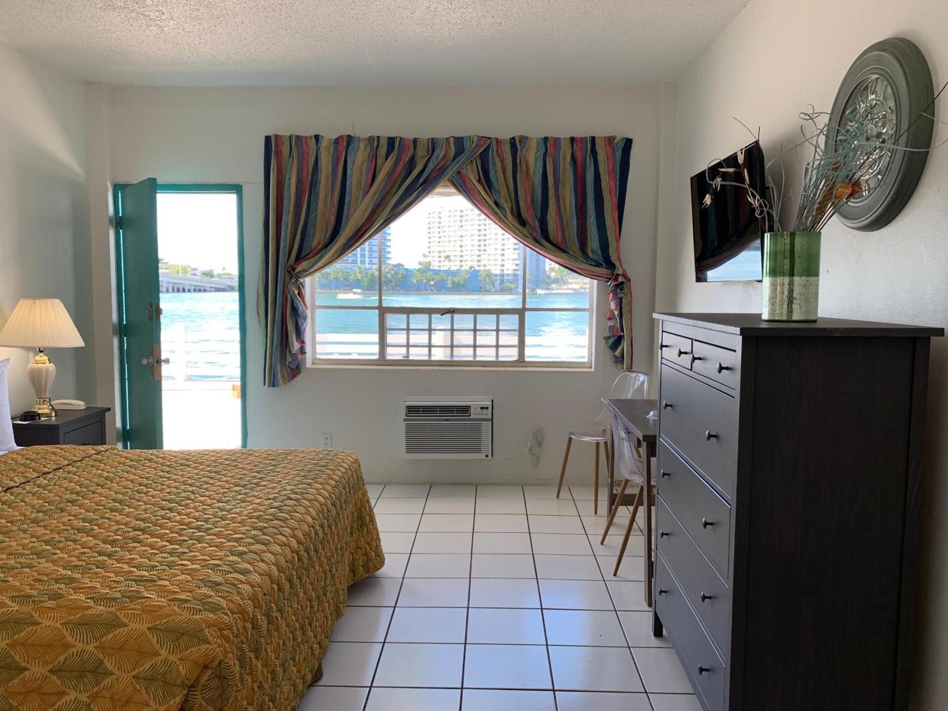International Inn on the Bay photo 75