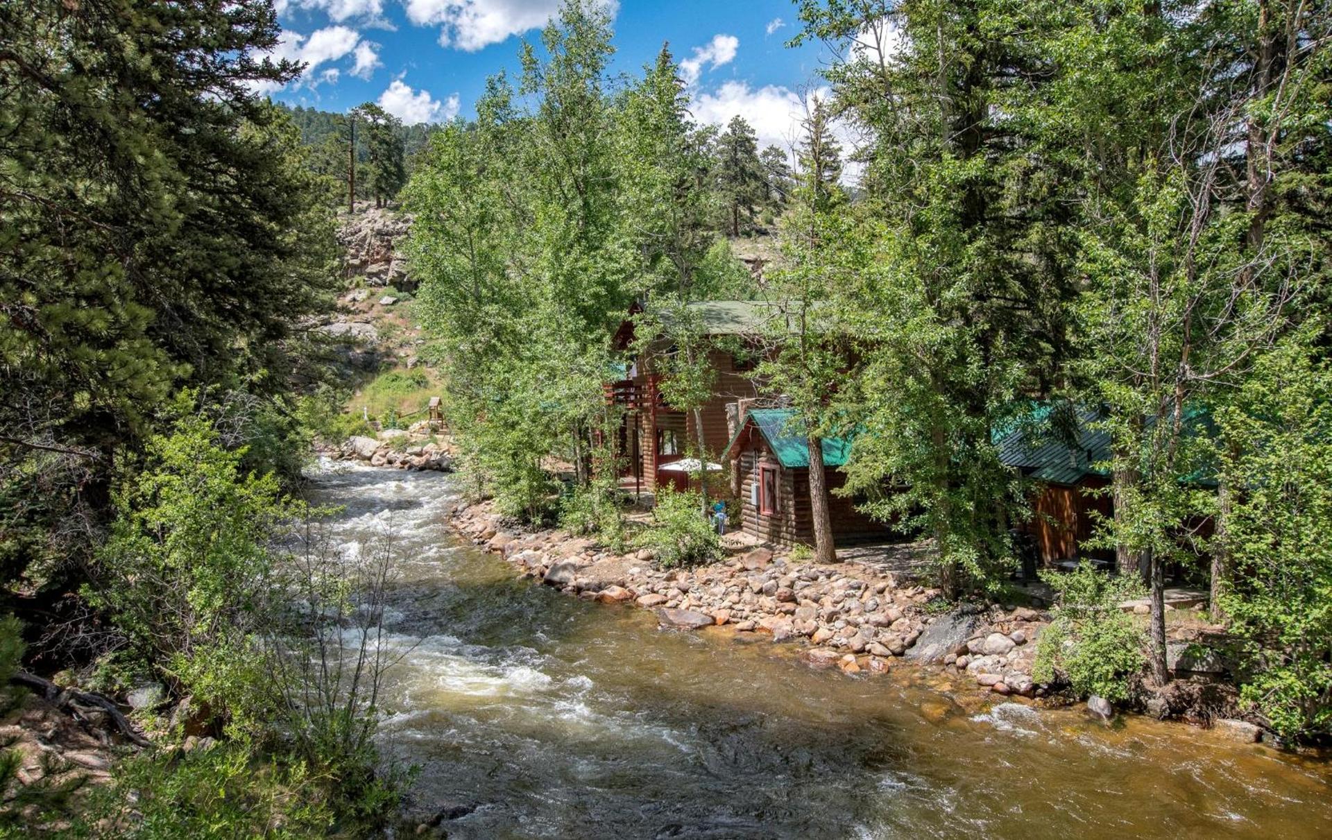 Swiftcurrent Lodge photo 42