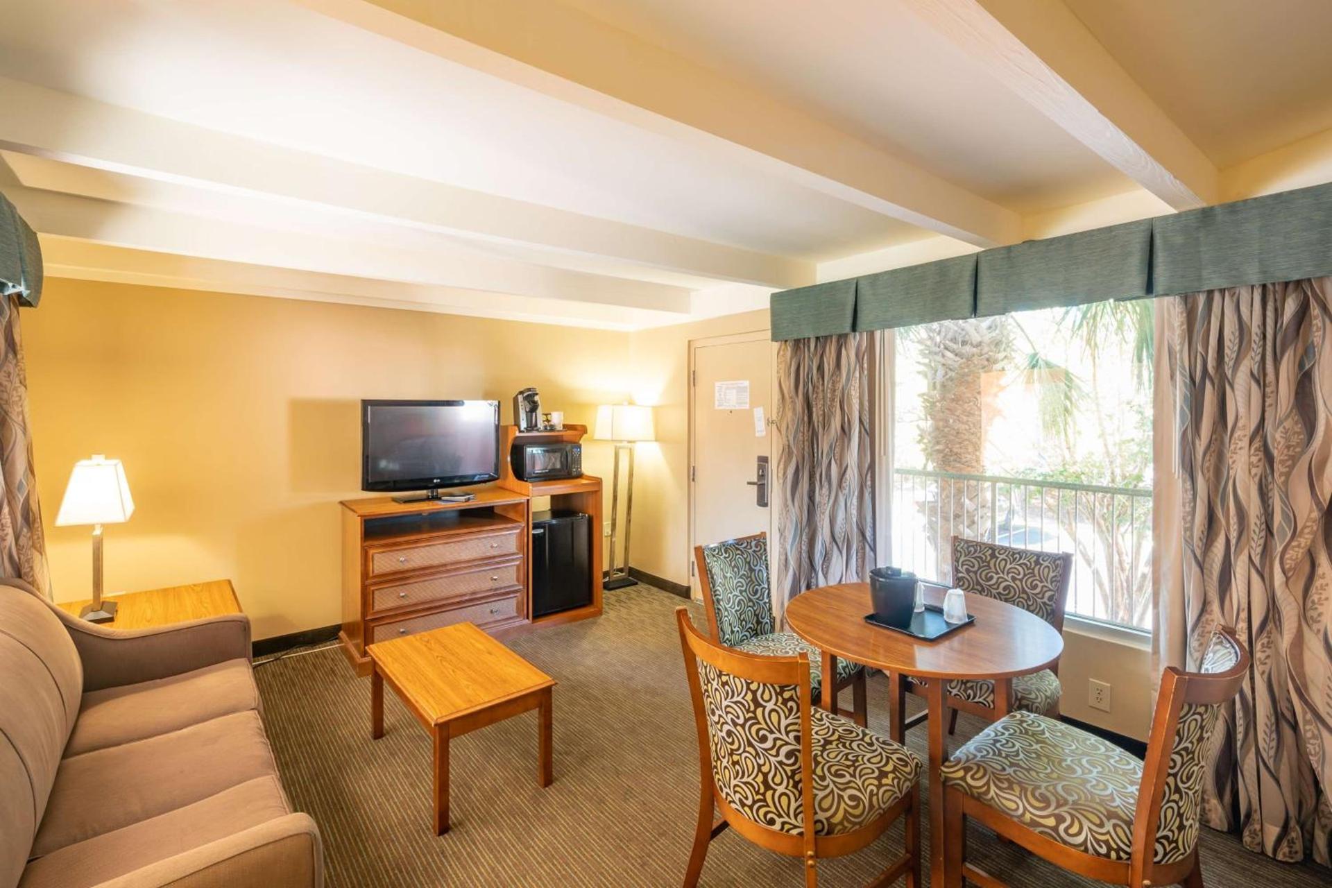 Best Western Charleston Inn photo 22