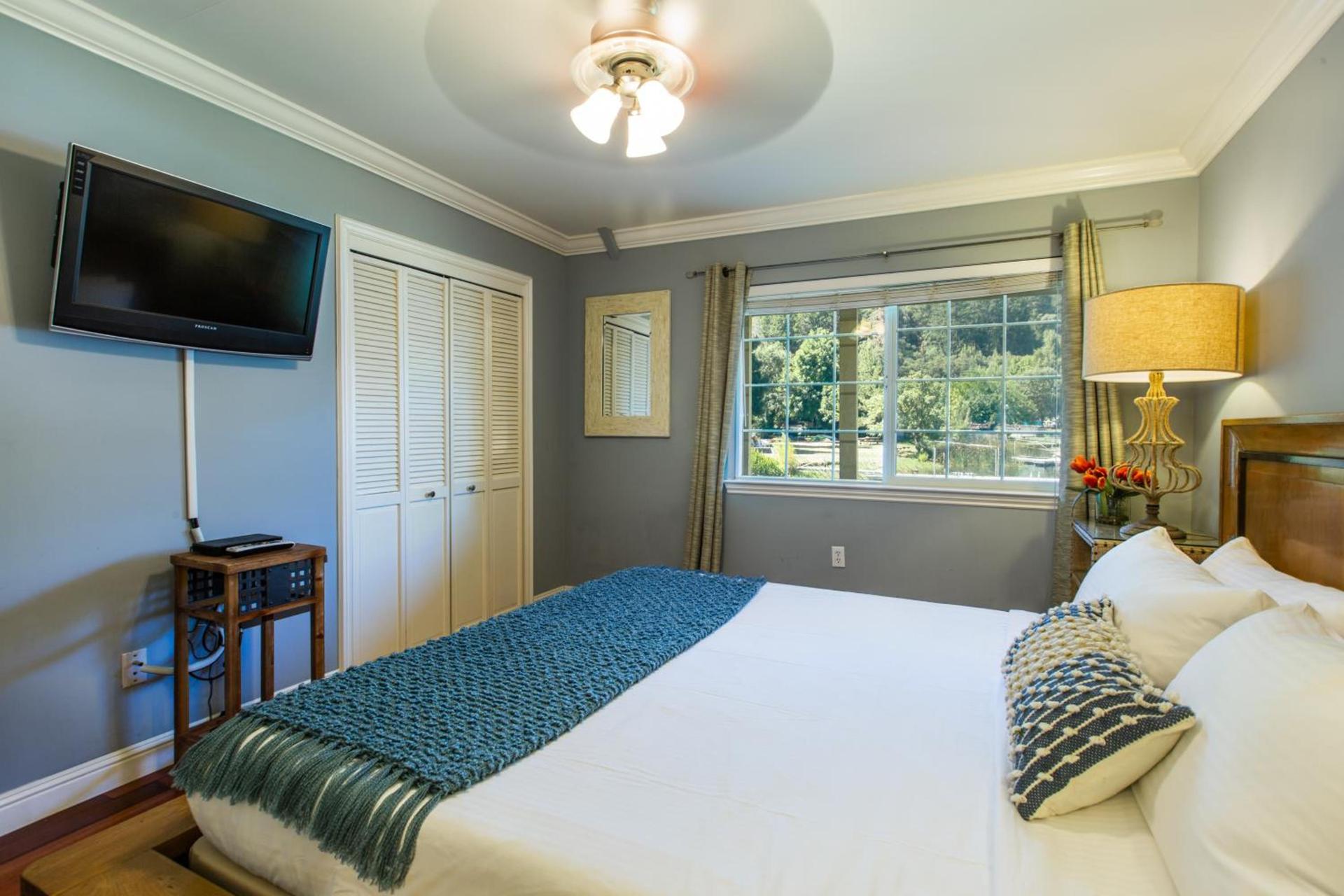 The Lodge at Blue Lakes photo 28
