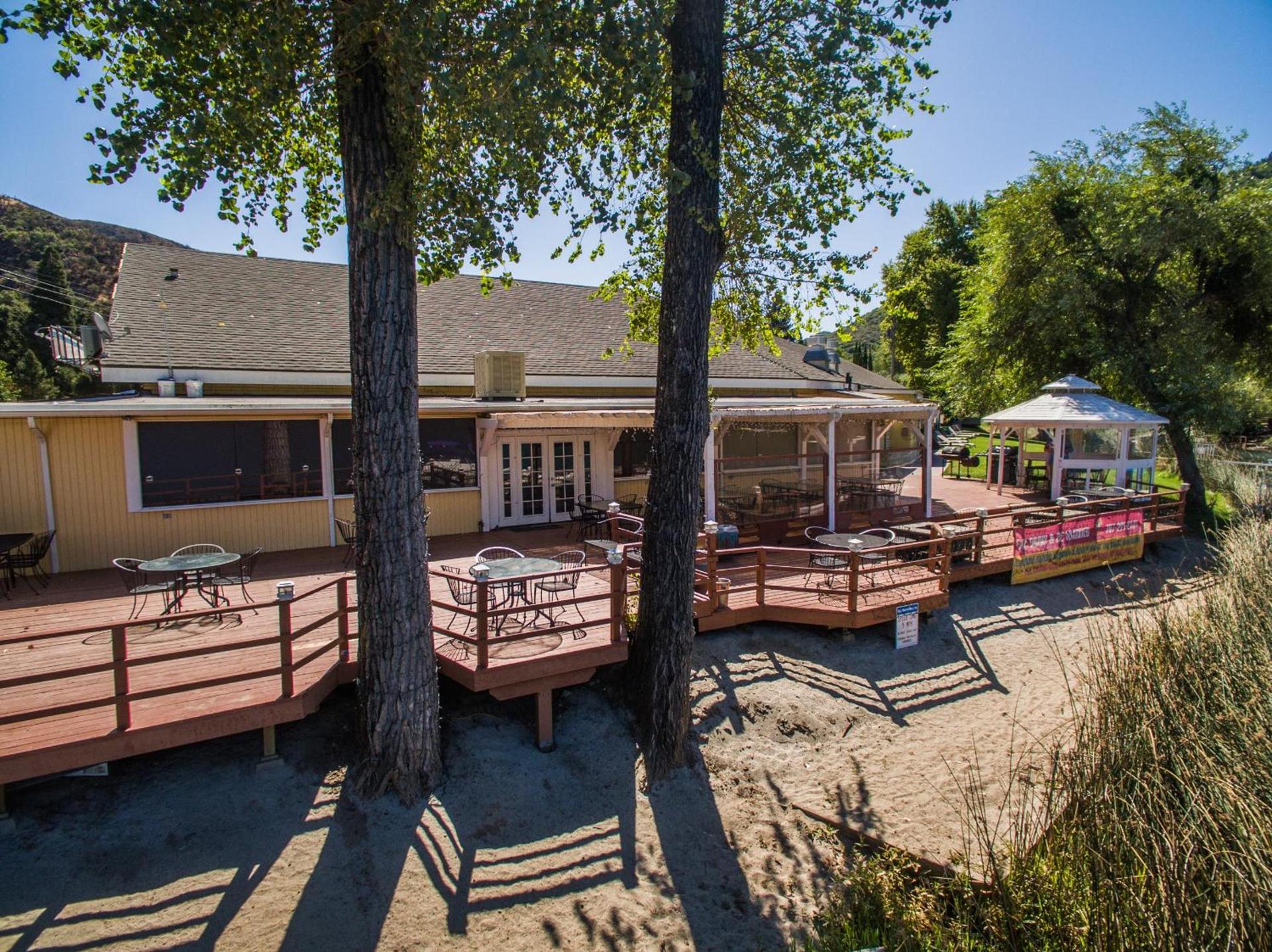 The Lodge at Blue Lakes photo 11