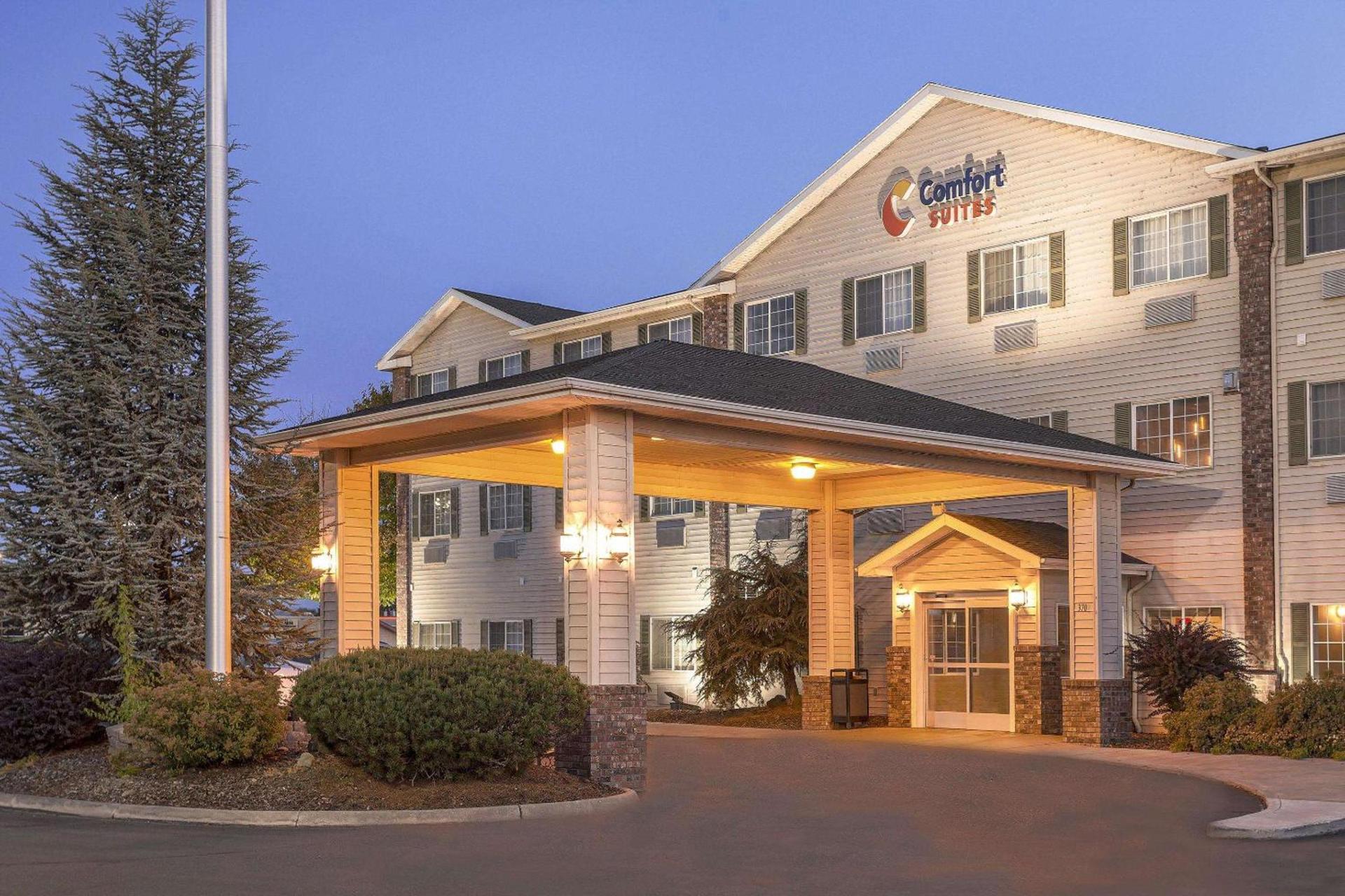Comfort Suites Yakima photo 26