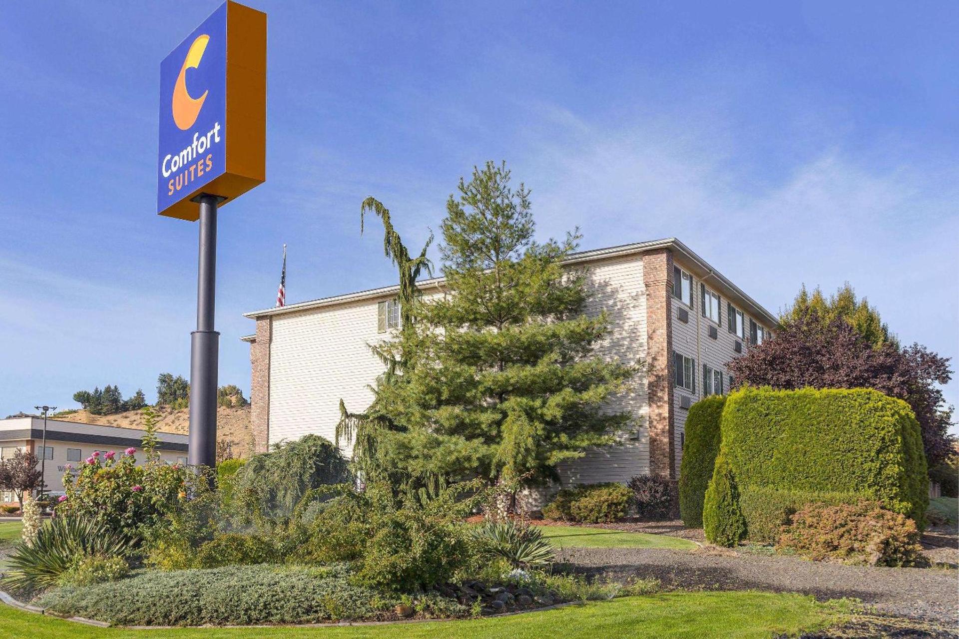 Comfort Suites Yakima photo 24