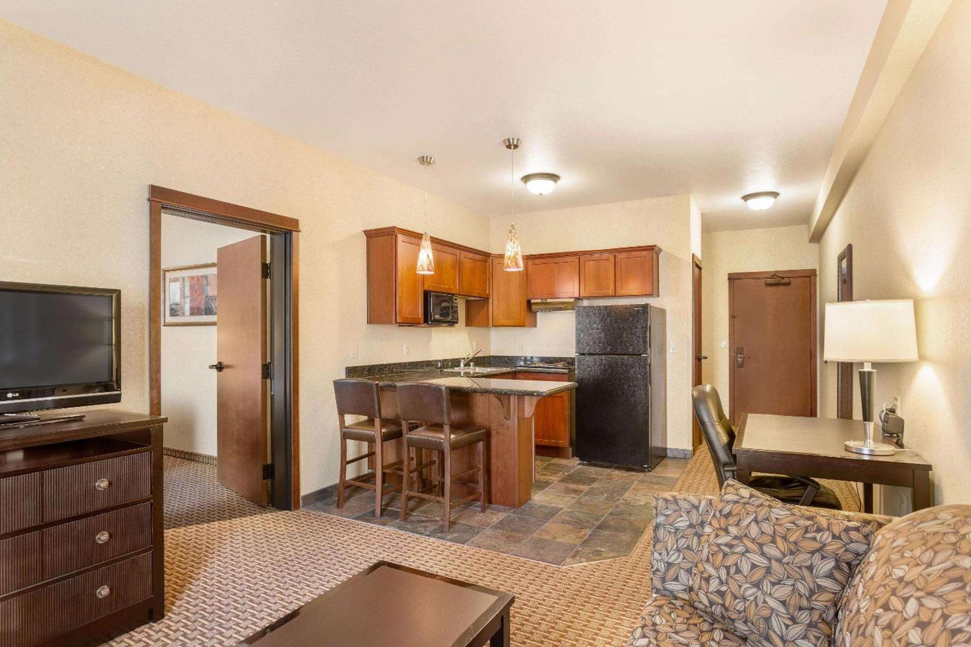 Comfort Suites Moses Lake photo 21