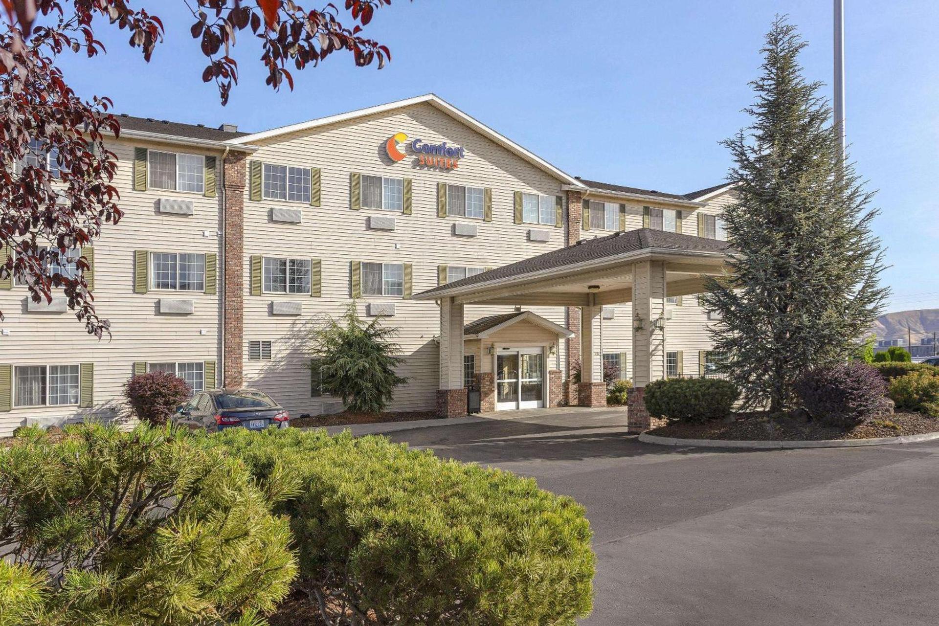 Comfort Suites Yakima photo 17