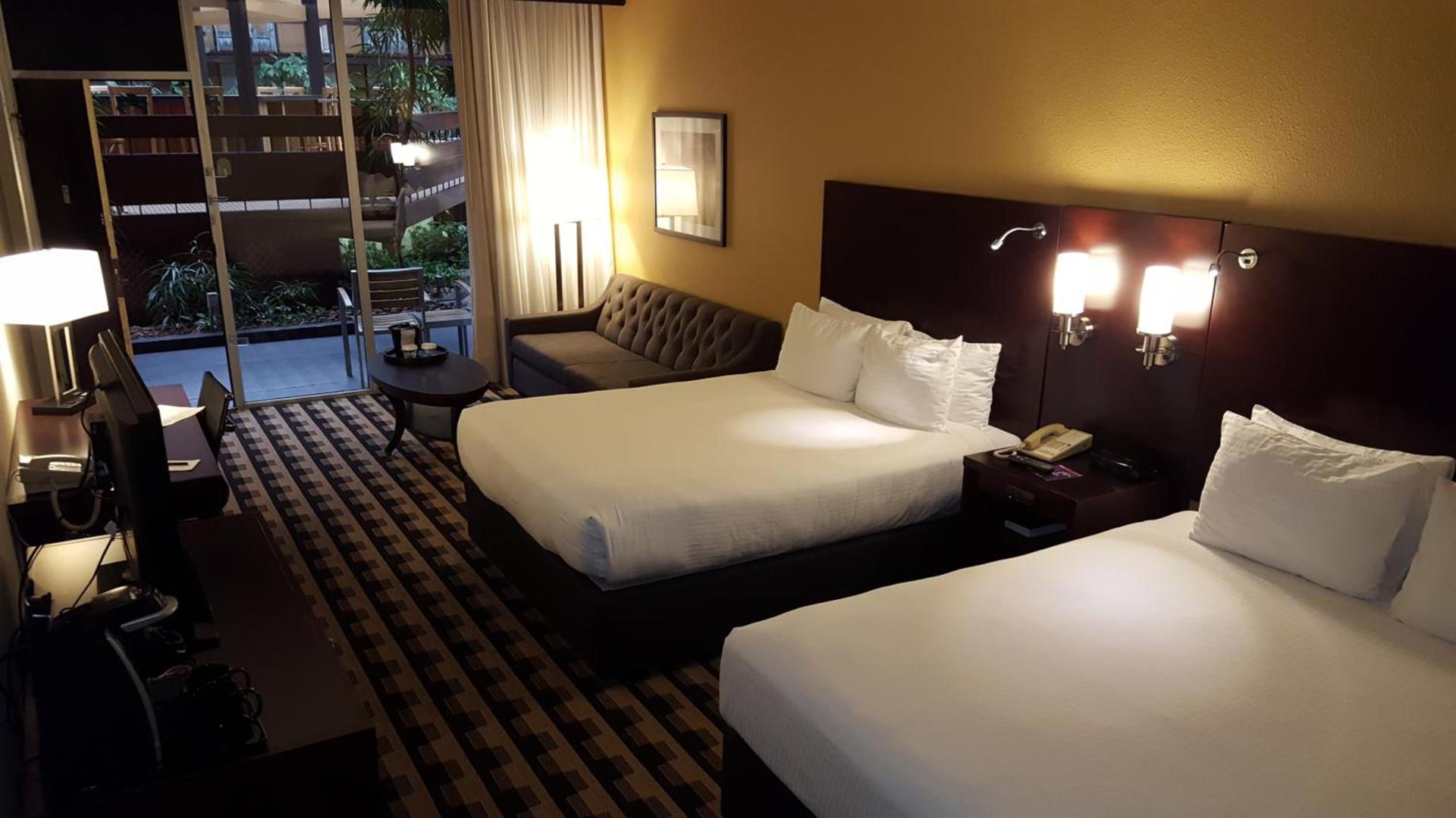 M Hotel Buffalo photo 6