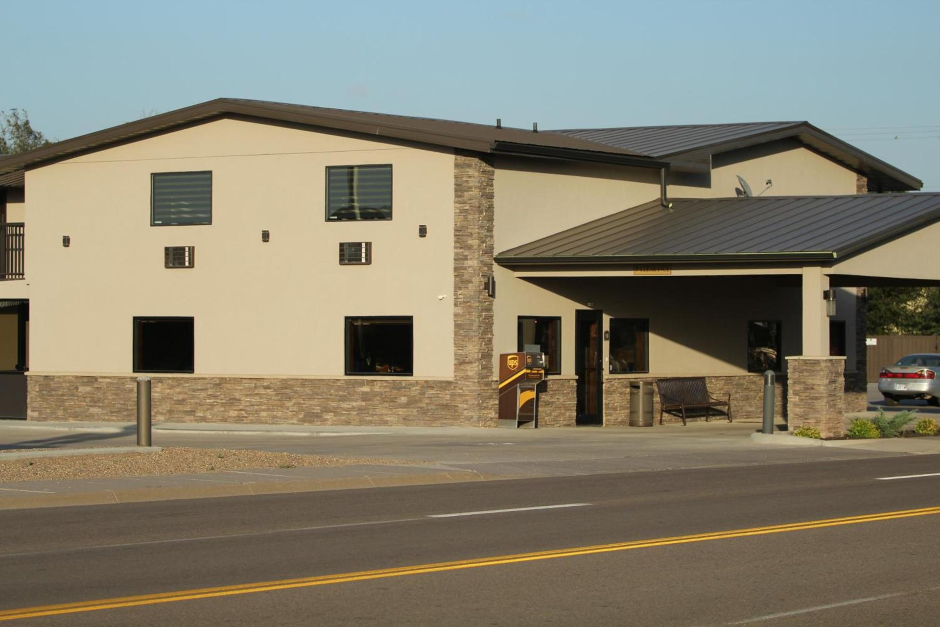 Boarders Inn & Suites by Cobblestone Hotels - Syracuse photo 14