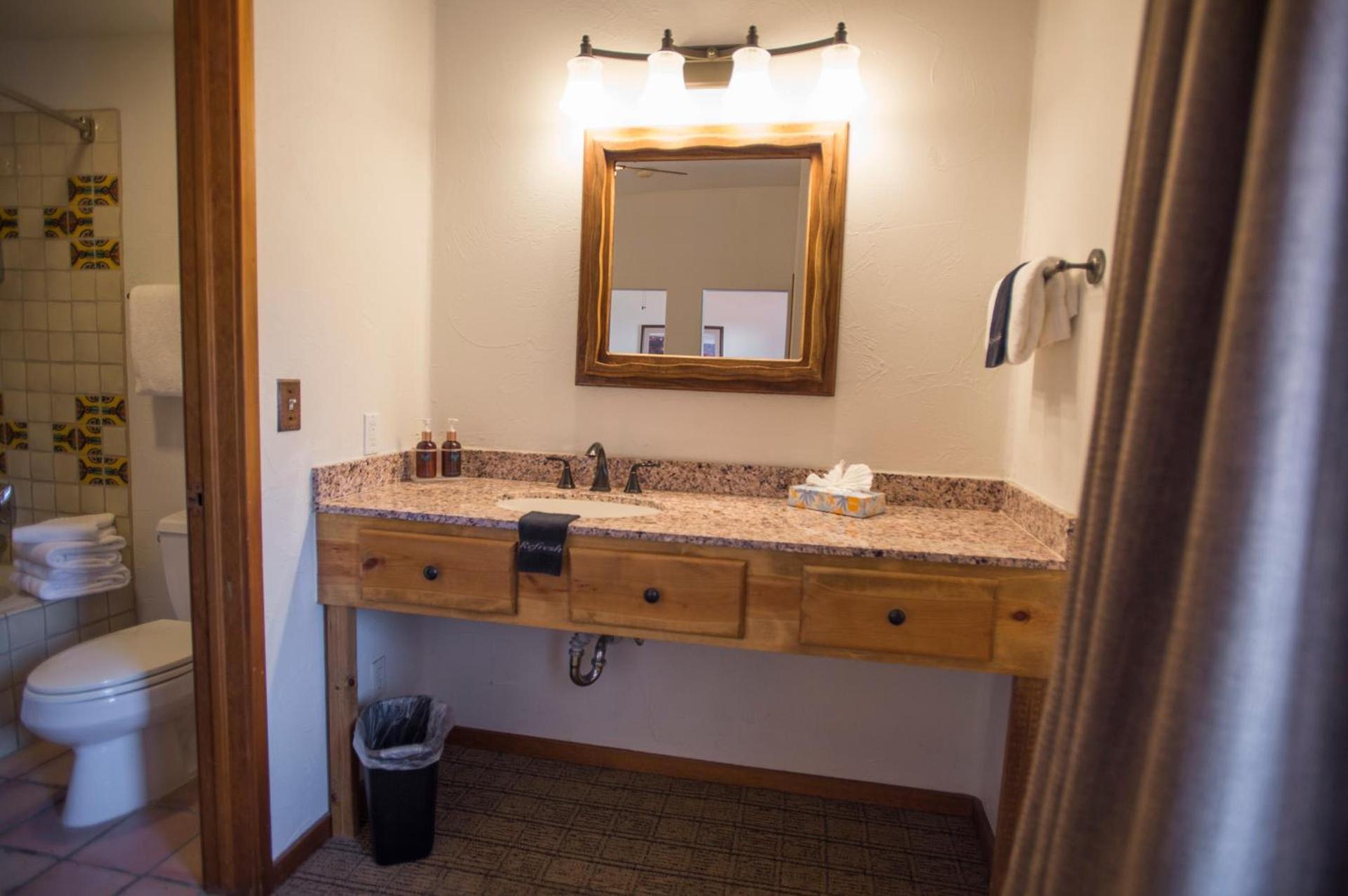 Table Mountain Inn photo 45