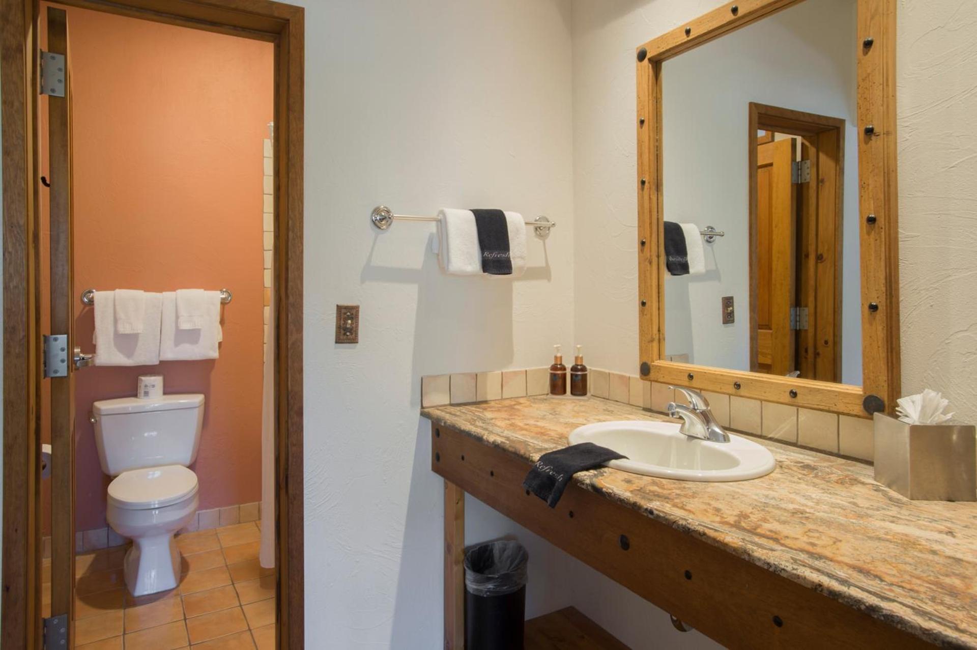 Table Mountain Inn photo 31