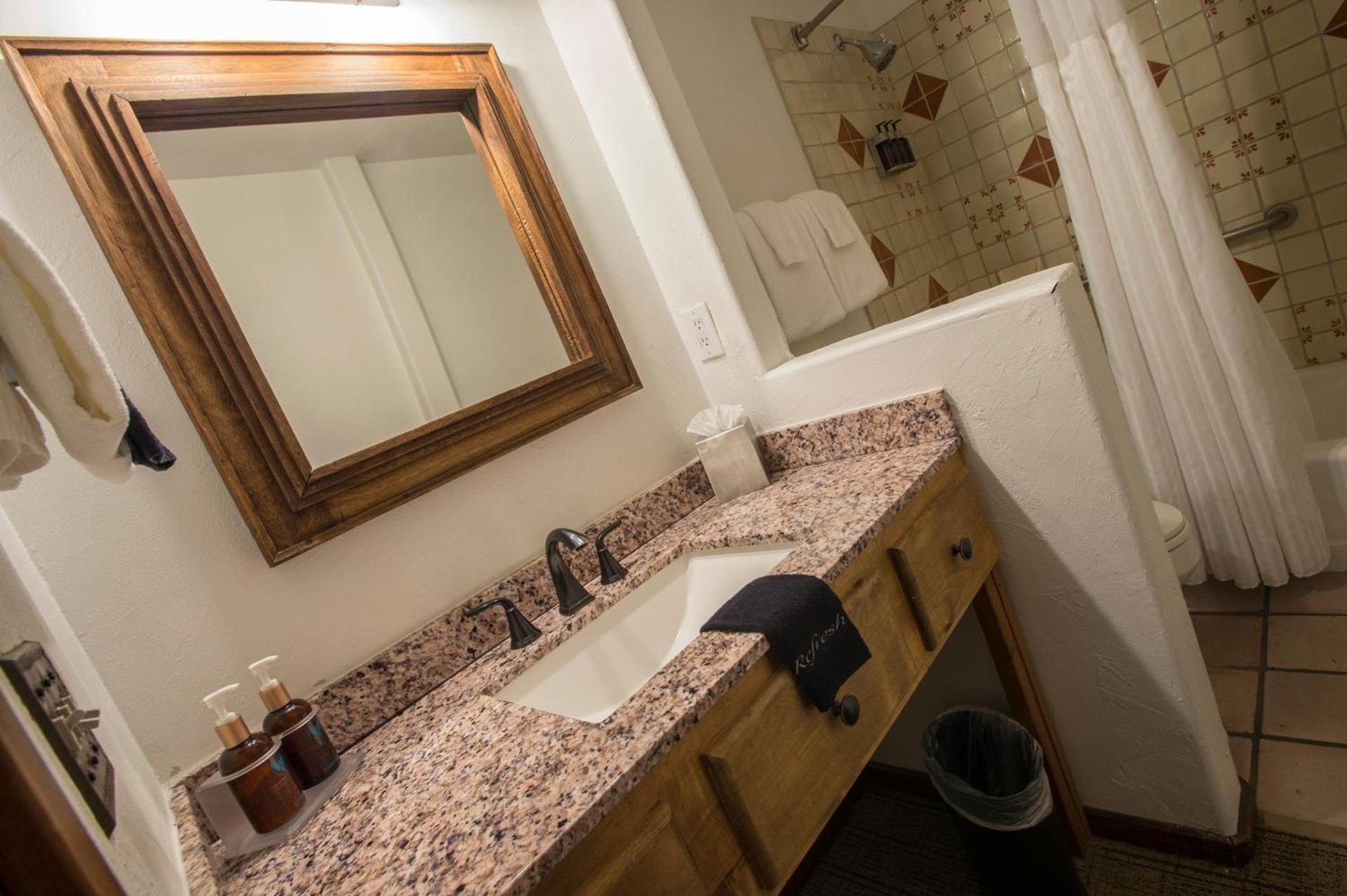 Table Mountain Inn photo 25