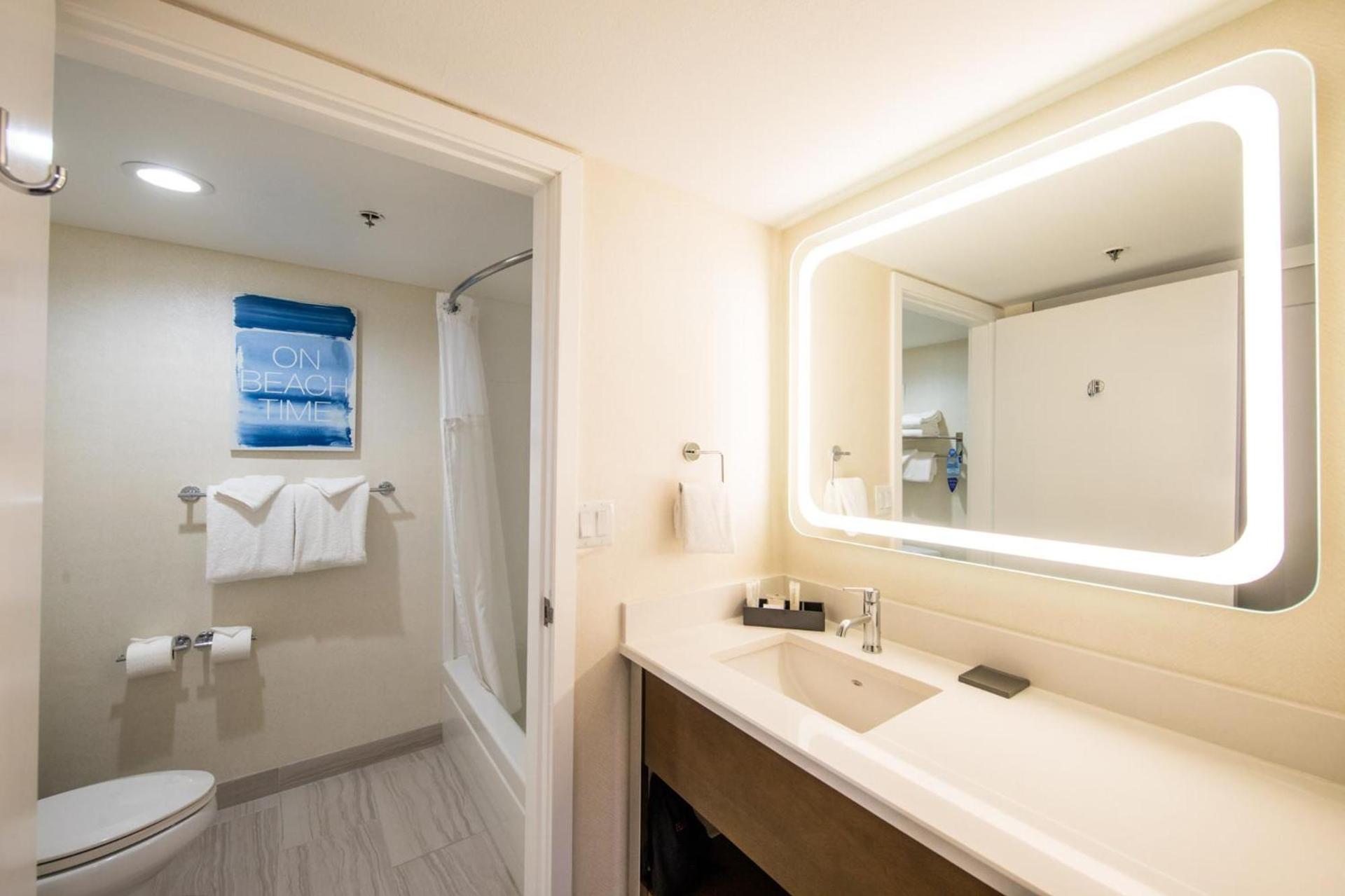 SeaCrest Oceanfront Hotel photo 29