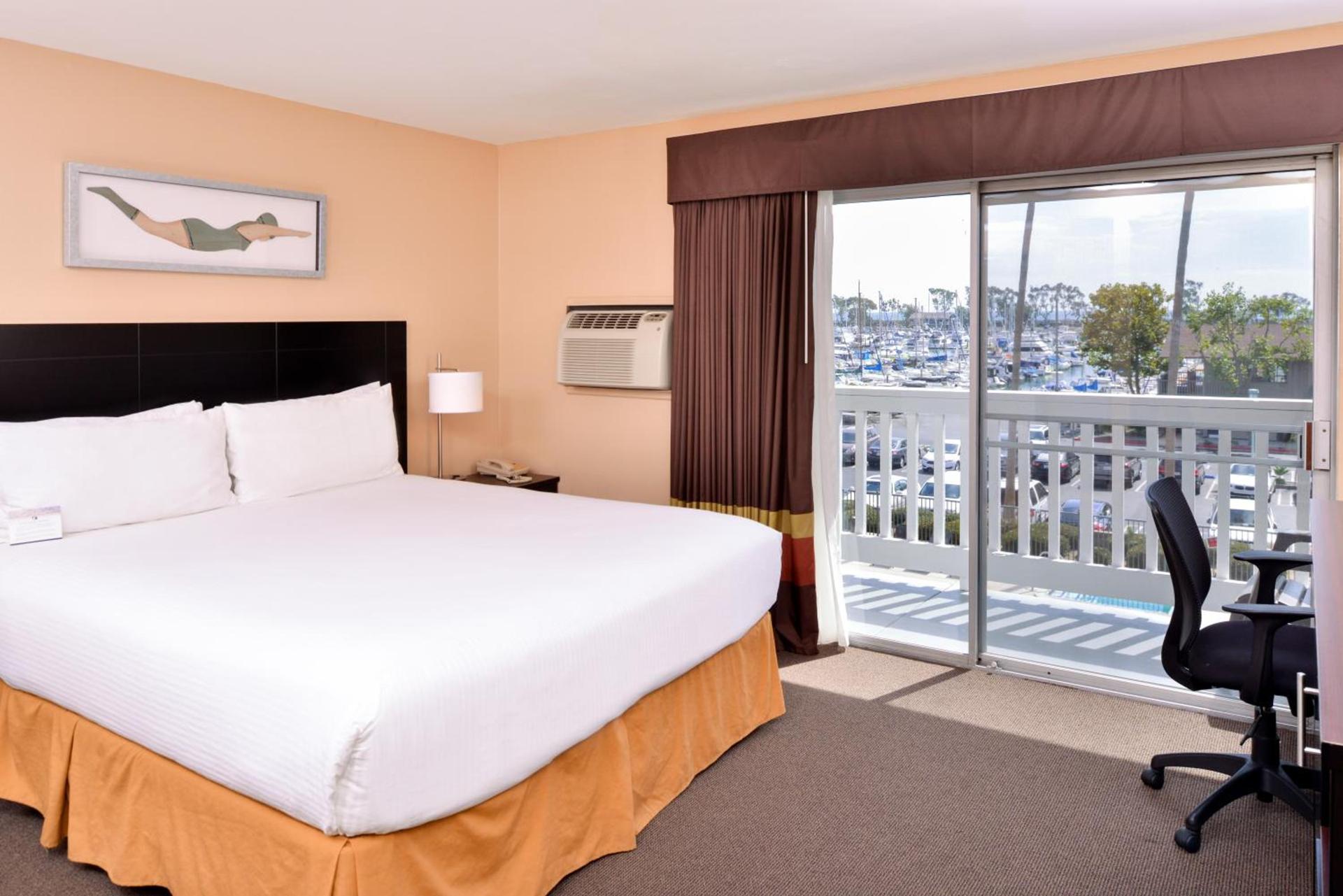 Dana Point Marina Inn photo 35