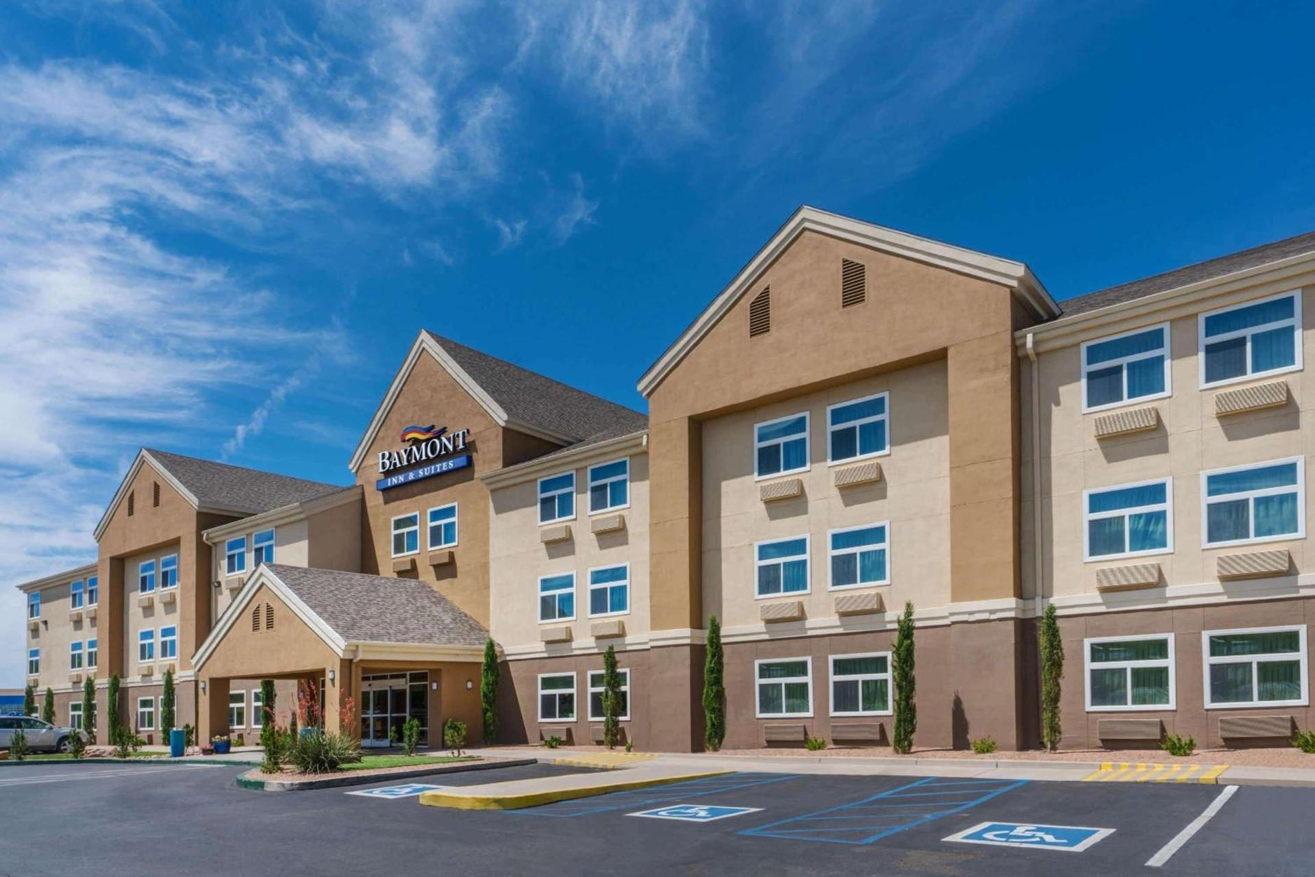 Baymont by Wyndham Albuquerque Airport photo 45