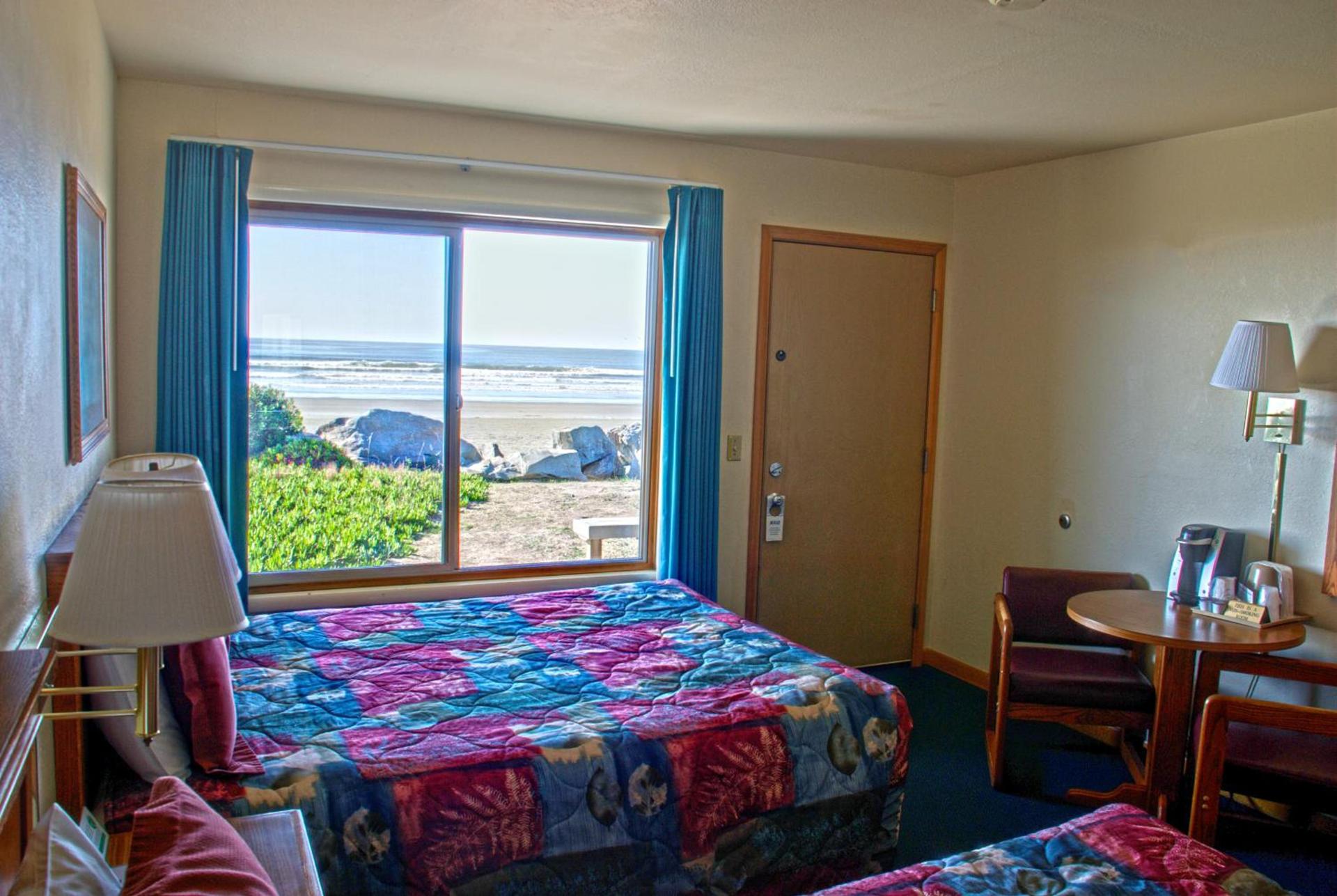 Crescent Beach Motel photo 20