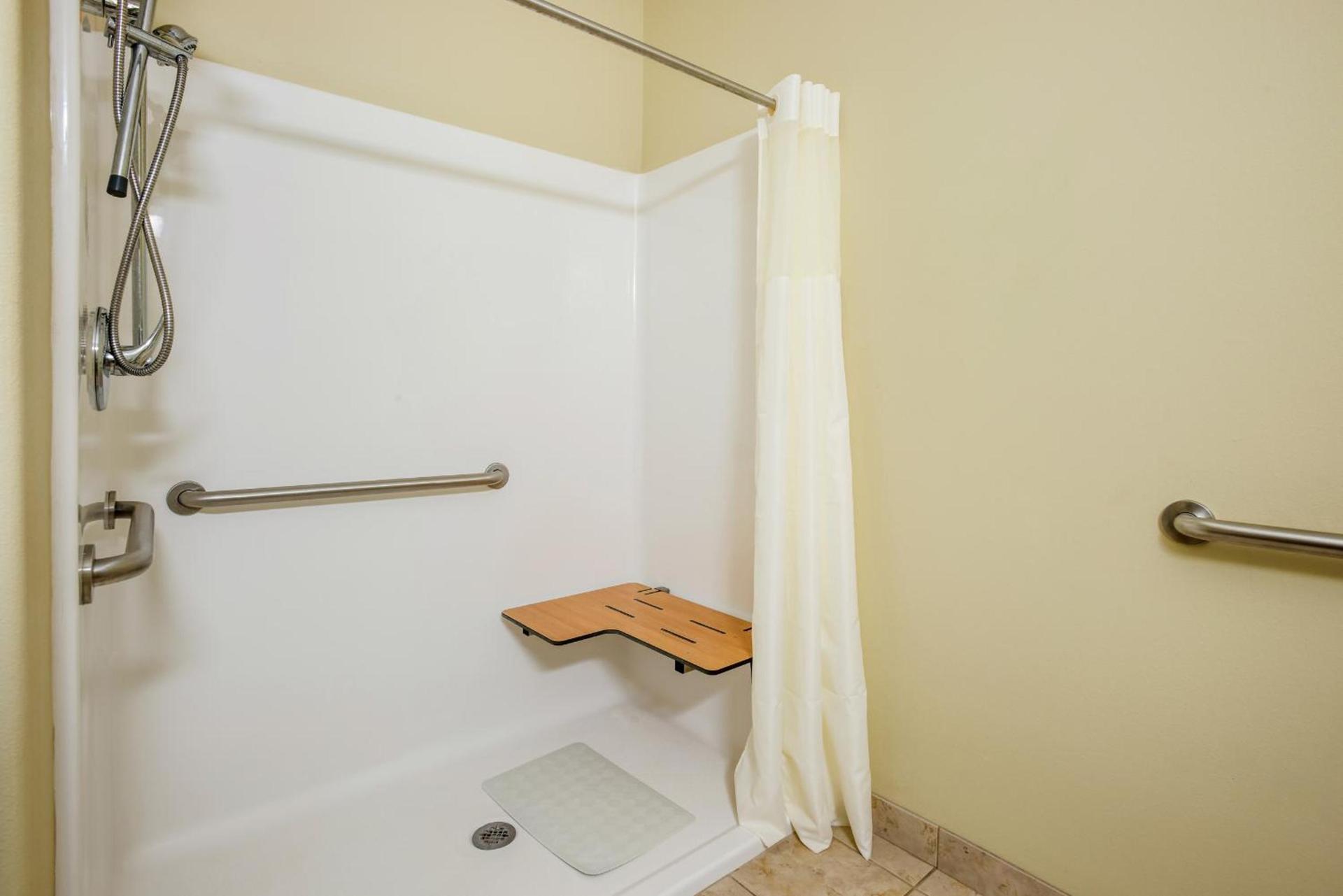 Knights Inn Bunkie photo 17