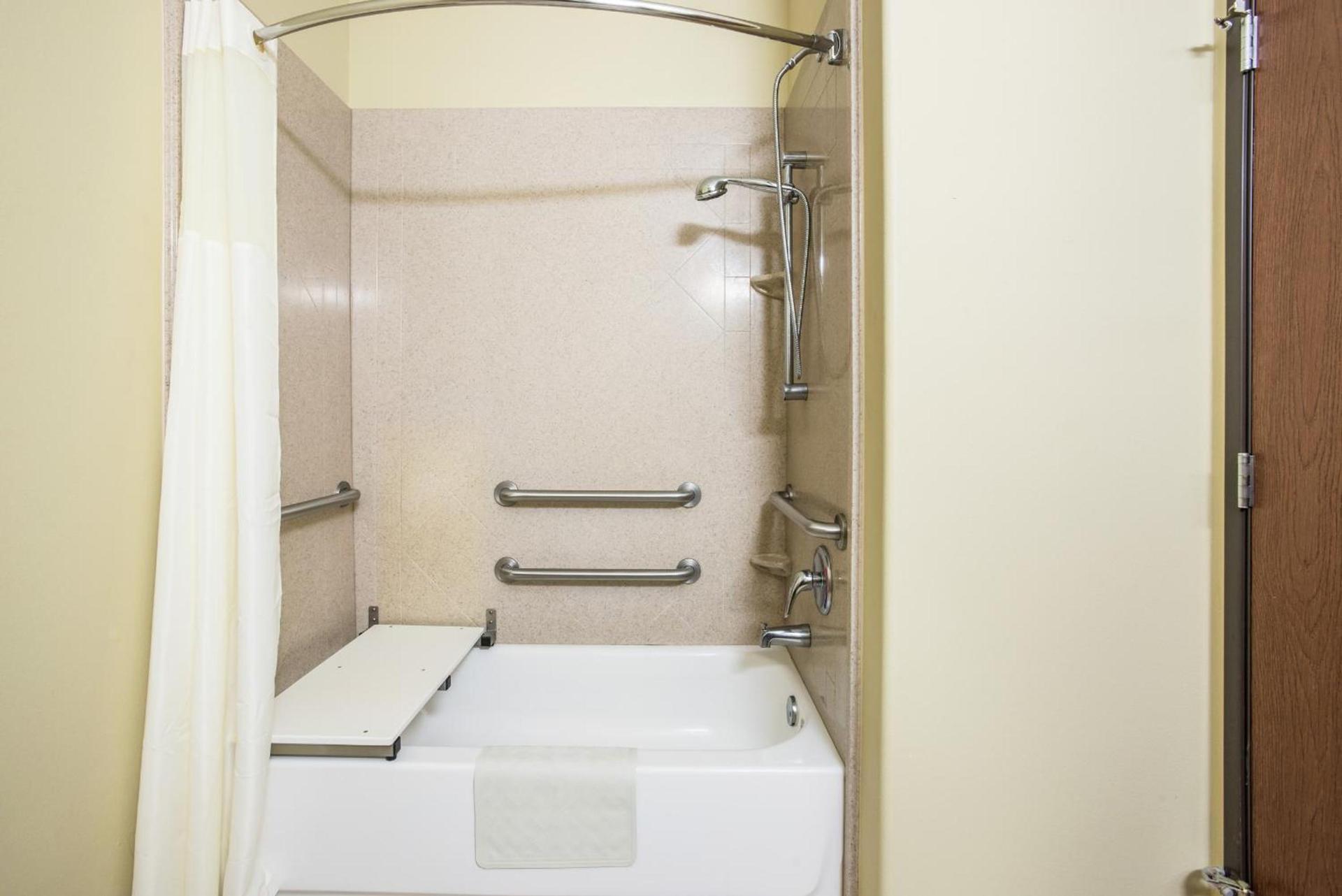 Knights Inn Bunkie photo 18