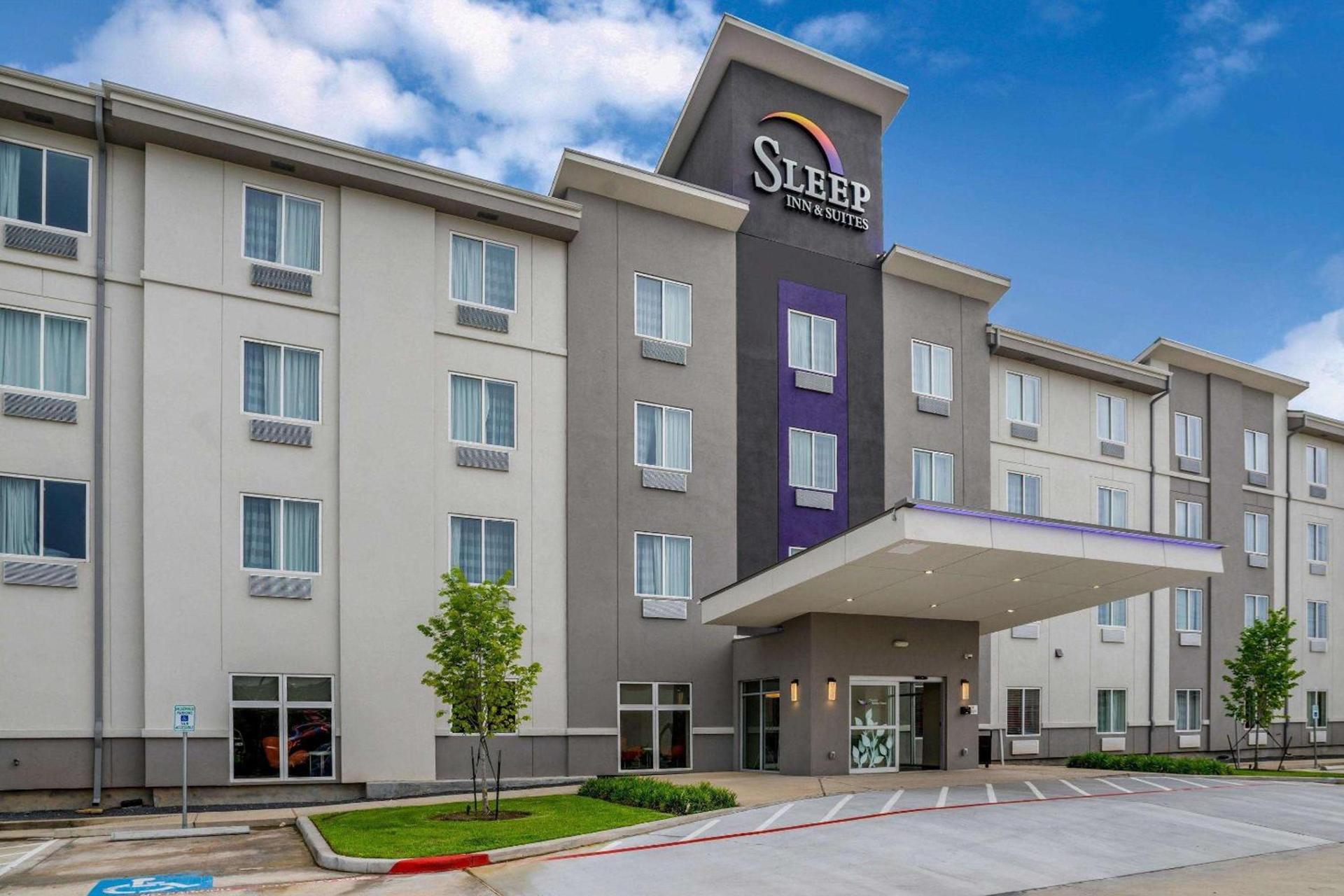 Sleep Inn & Suites near Westchase photo 1