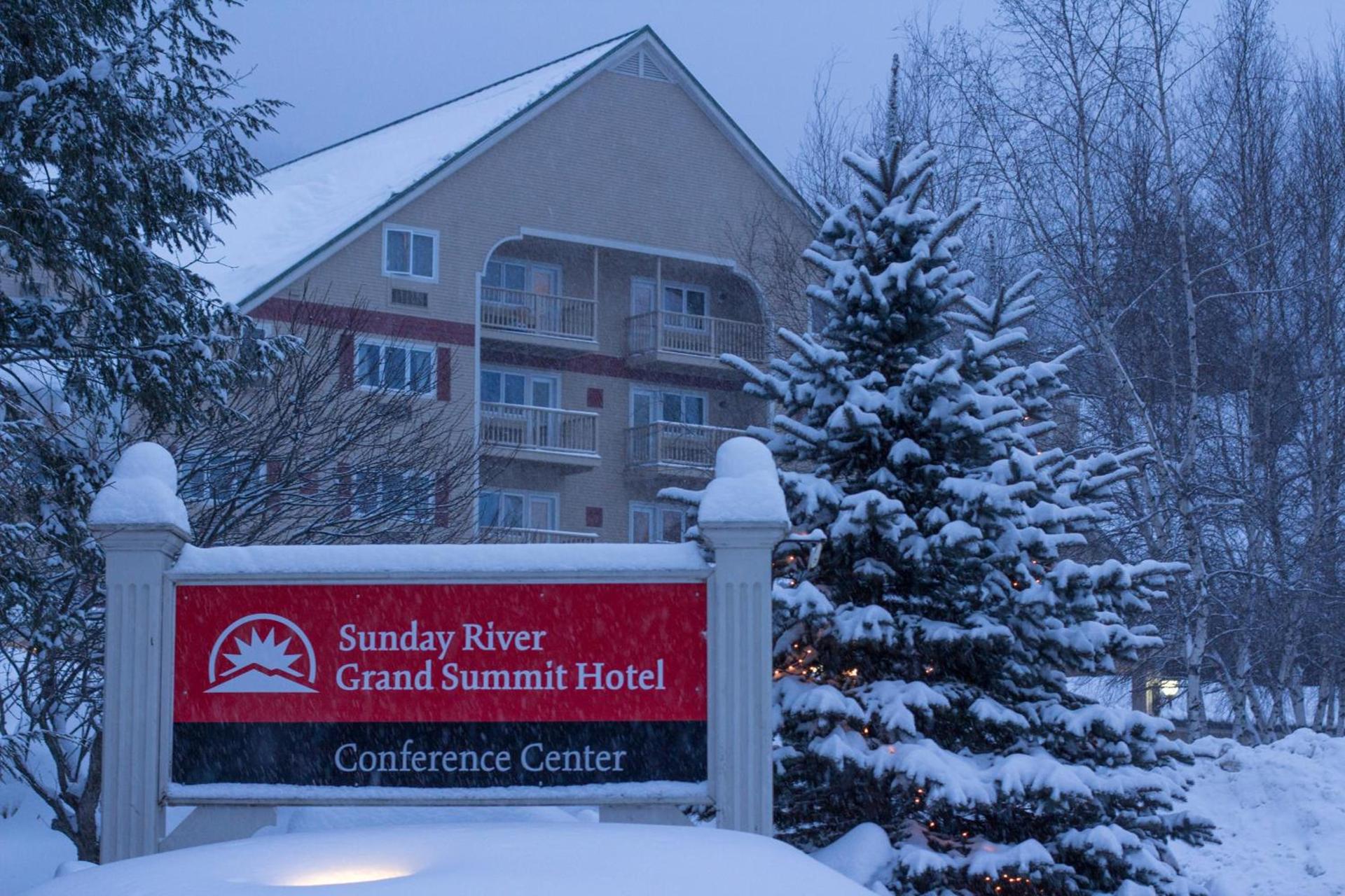 Grand Summit Hotel photo 32