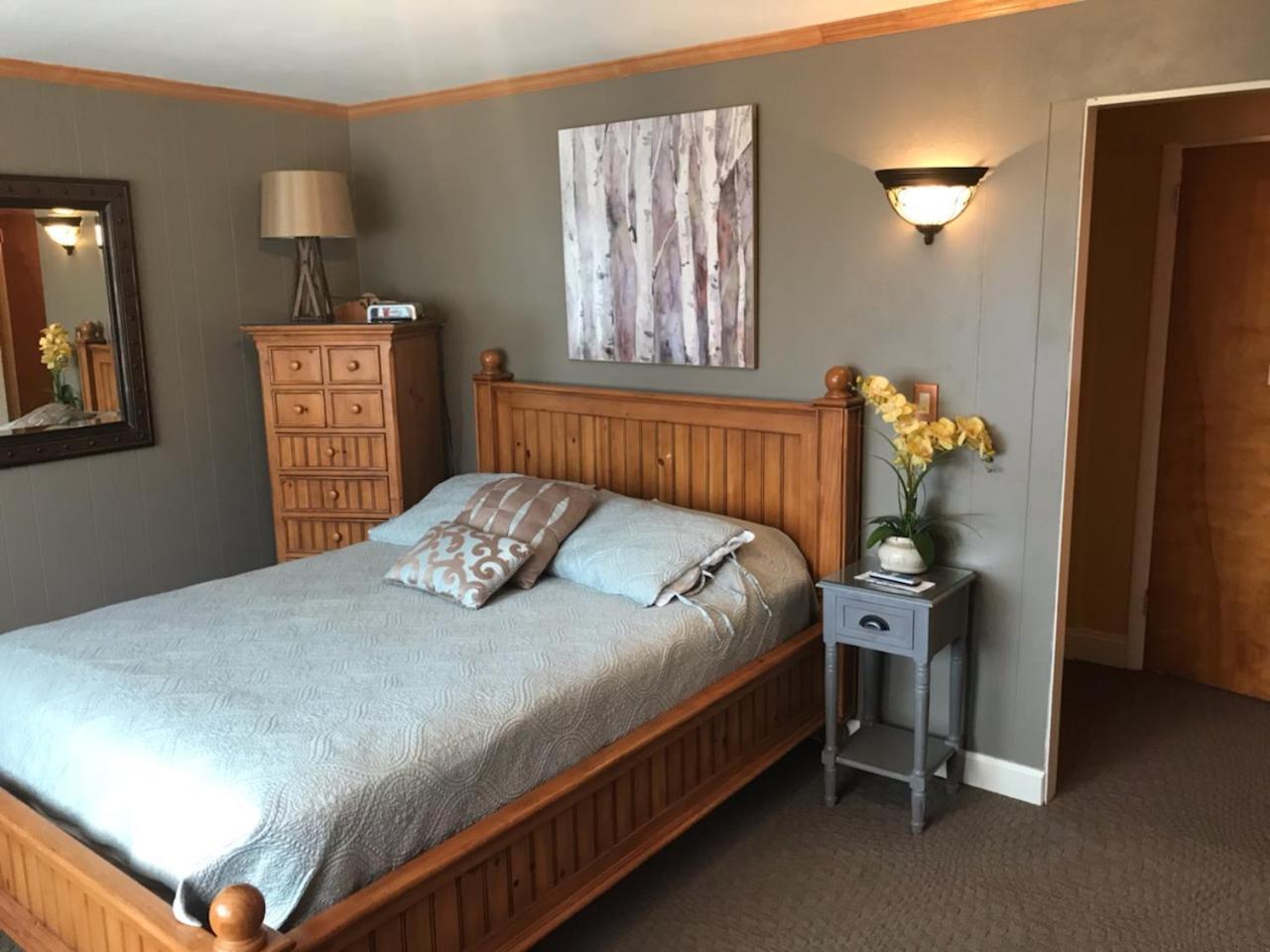 Simmons Motel and Suites photo 19