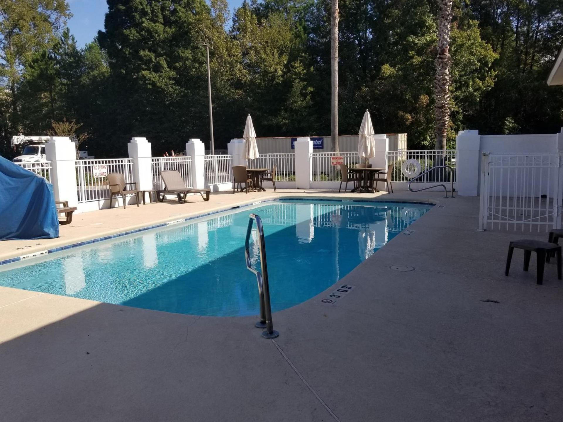 Wingate by Wyndham Savannah I-95 North photo 57