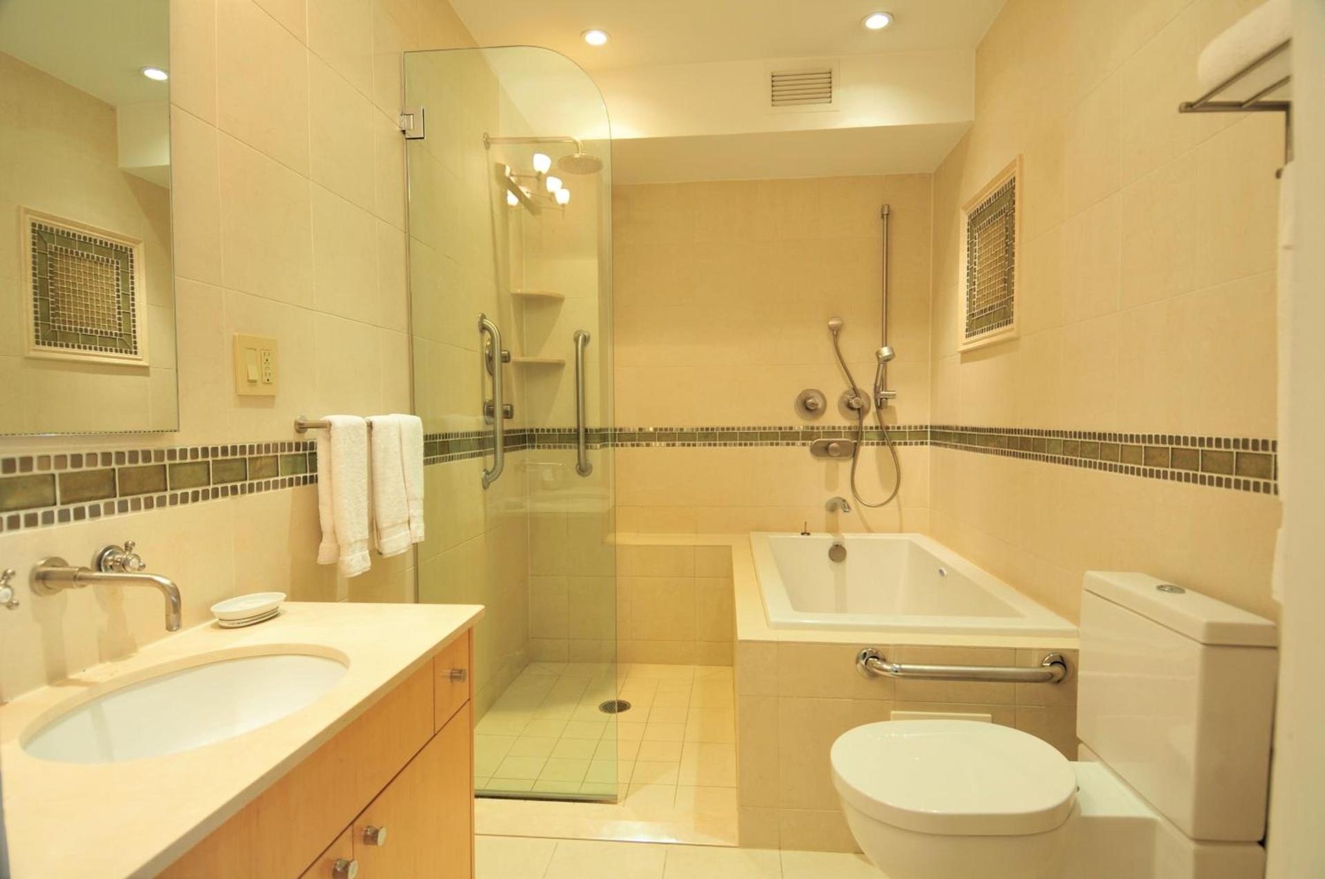 Lombardy Hotel photo 88