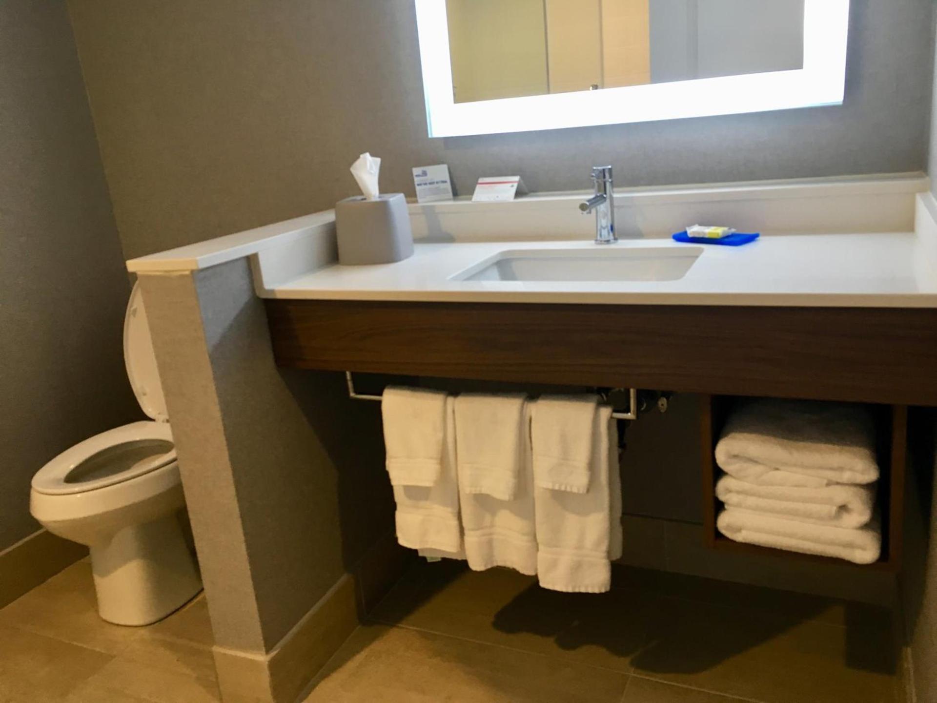 Holiday Inn Express - Grand Island by IHG photo 46