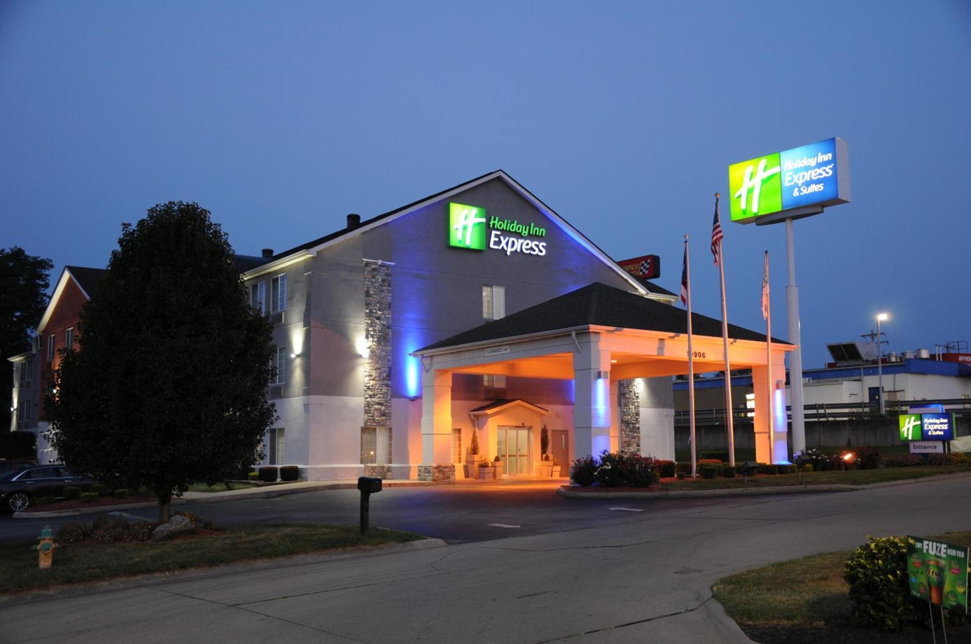 Holiday Inn Express & Suites Harrison by IHG photo 16