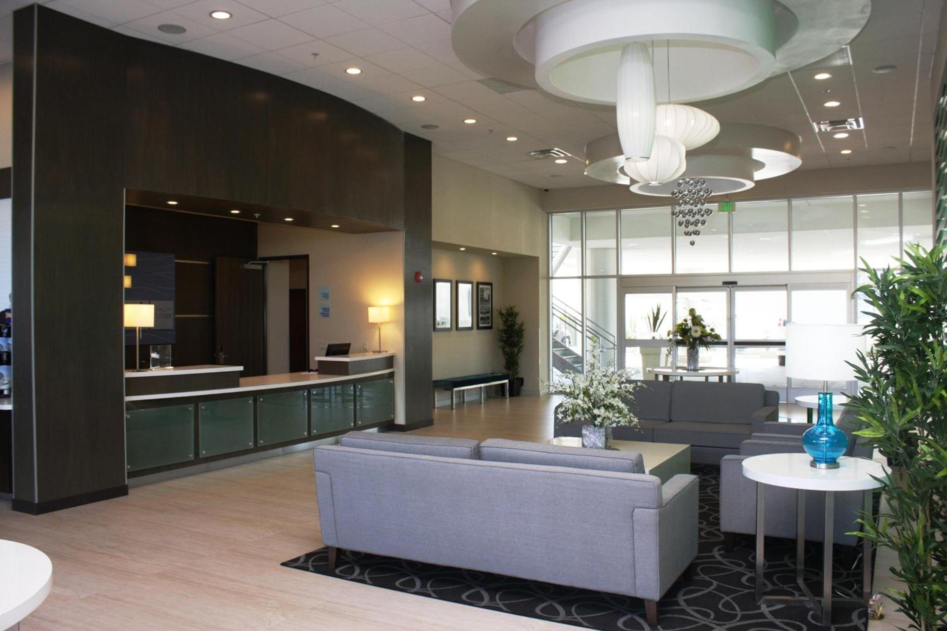 Hampton Inn by Hilton North Hollywood photo 25