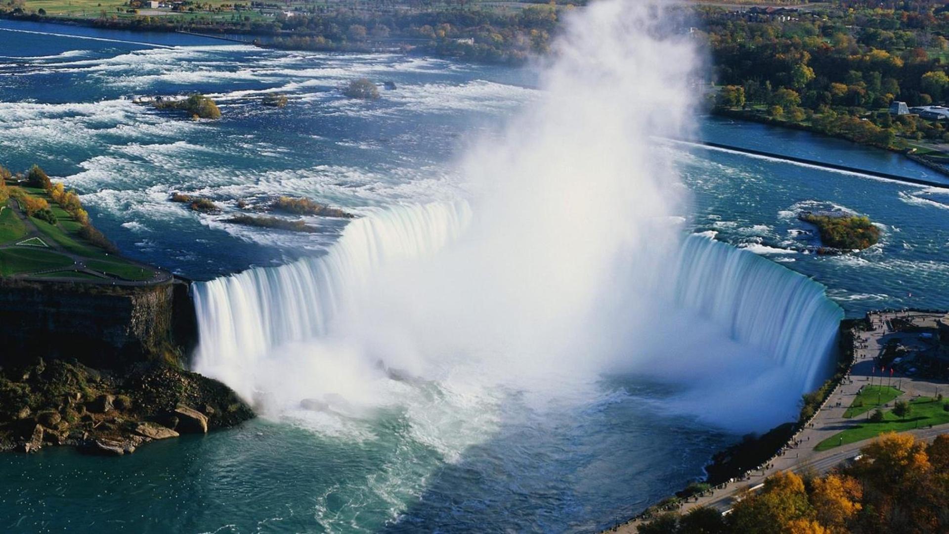 Holiday Inn Express & Suites Niagara Falls by IHG photo 33
