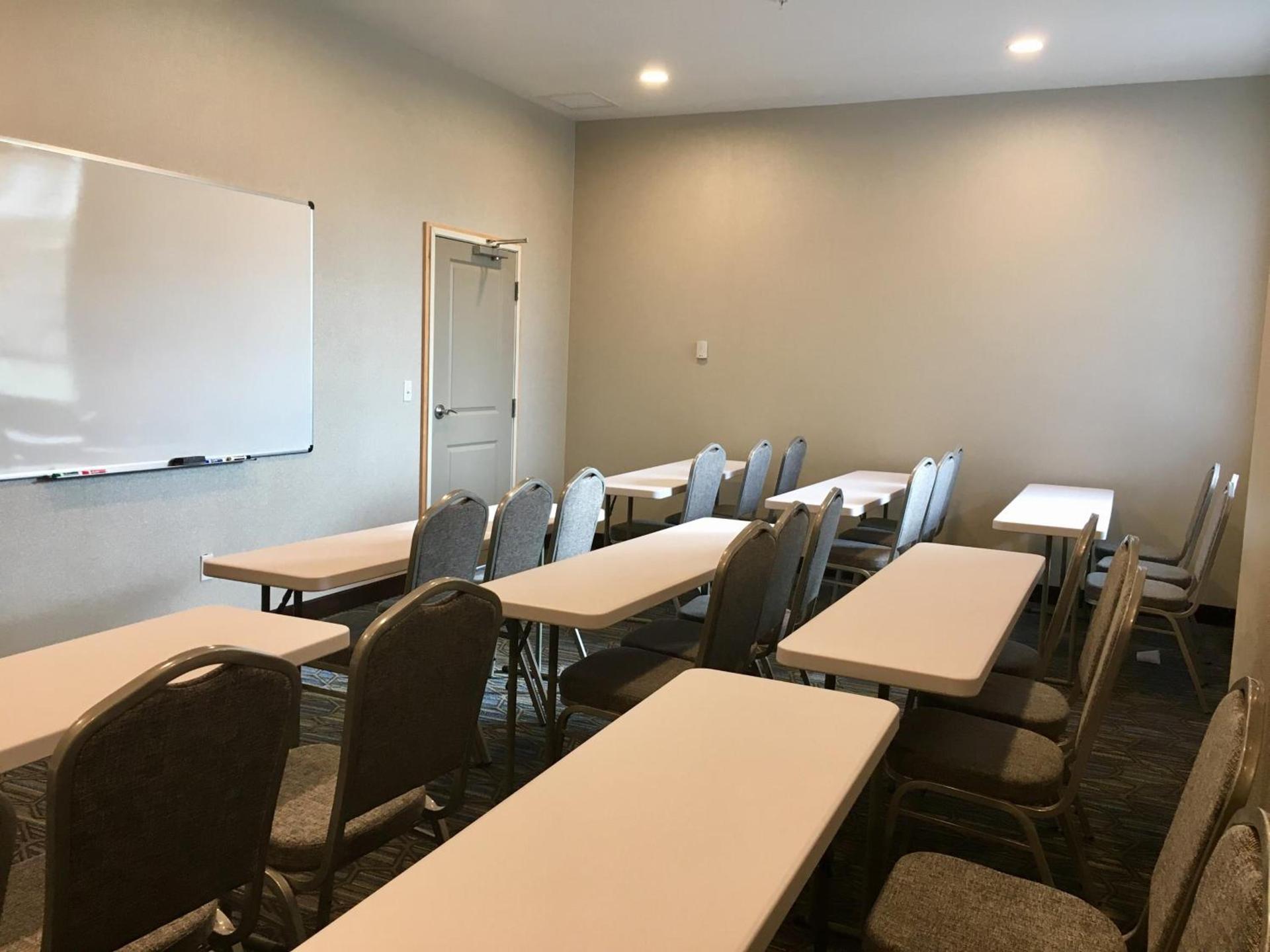 Holiday Inn Express - Grand Island by IHG photo 32
