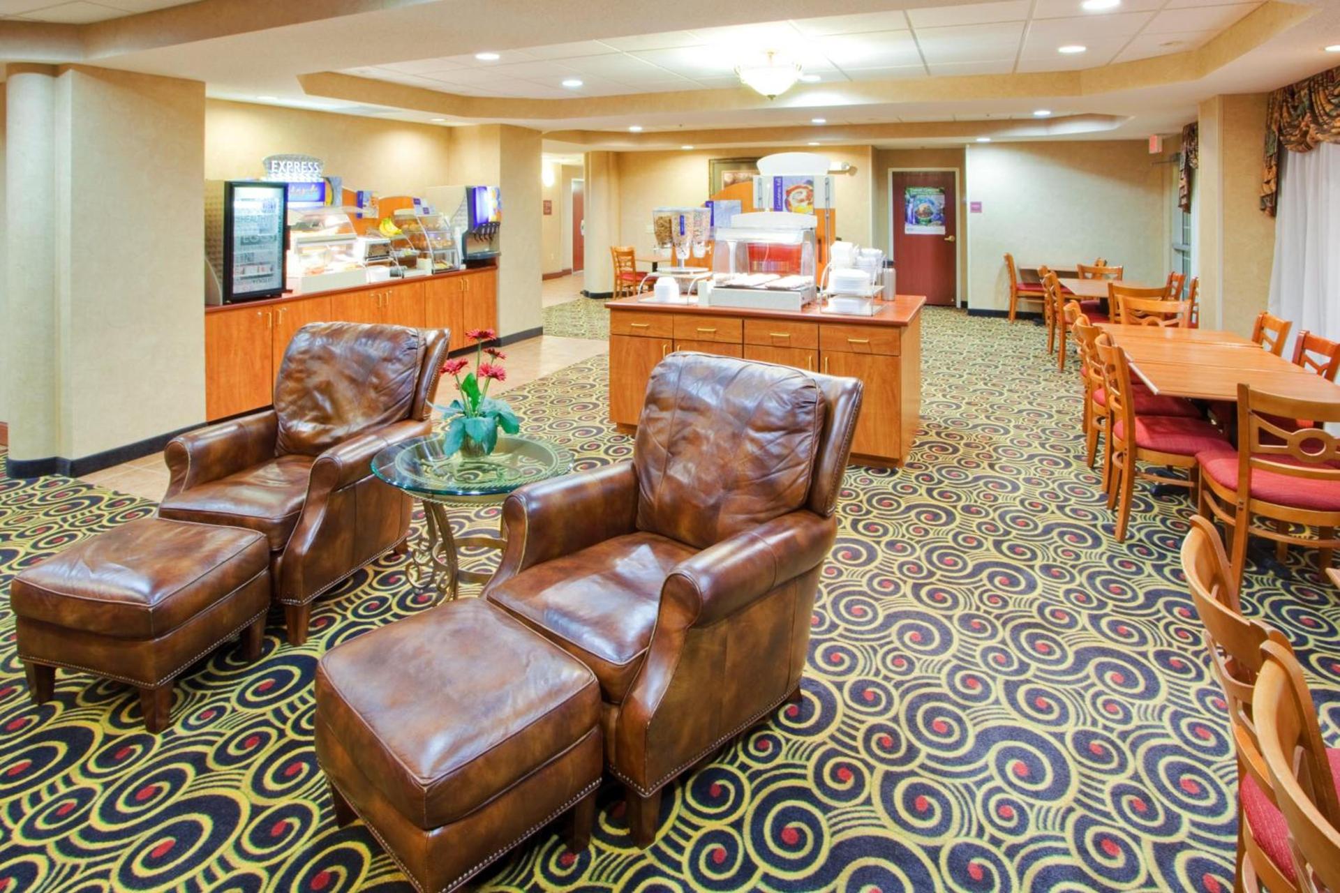 Holiday Inn Express Hanover by IHG photo 16