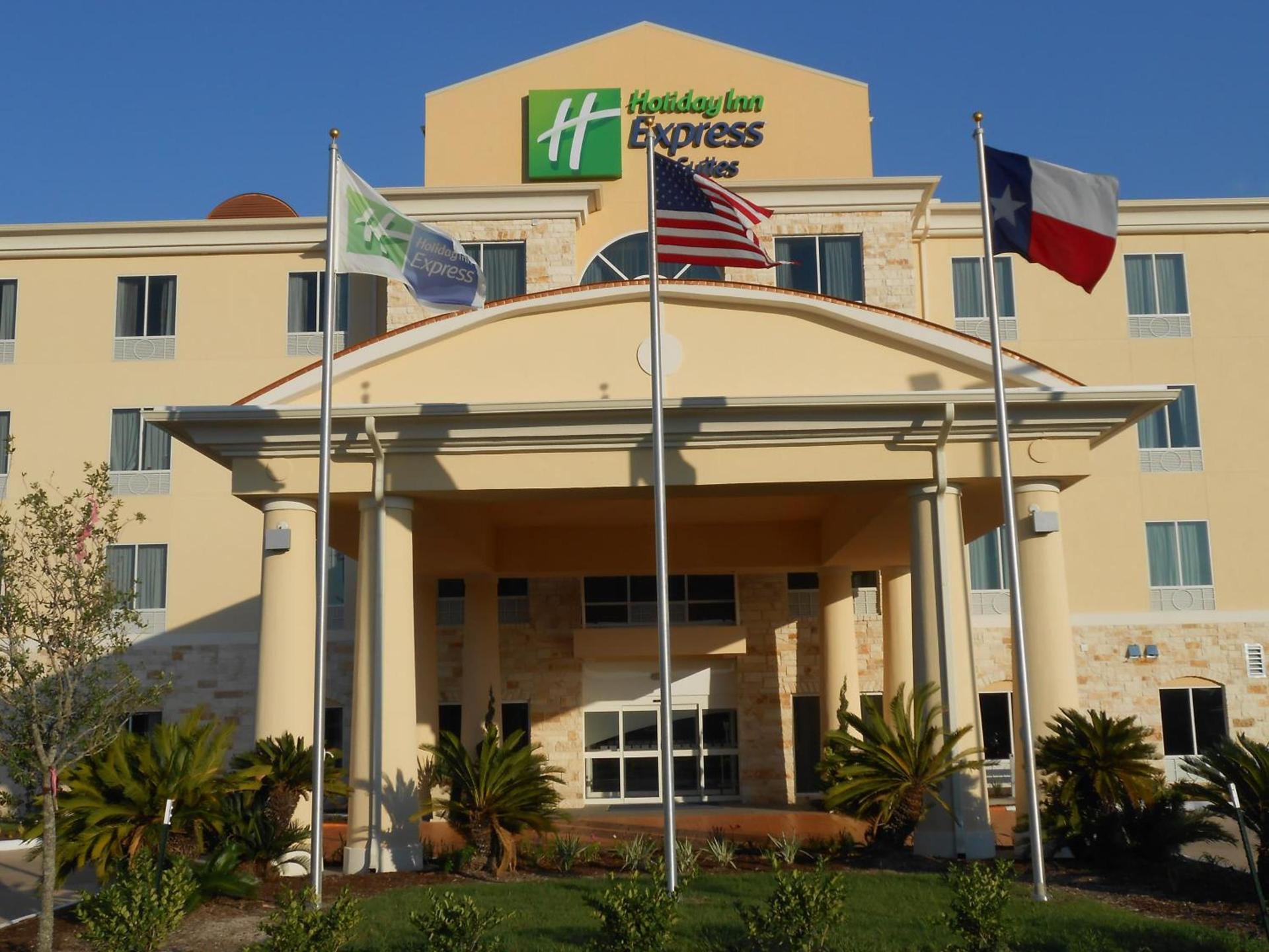 Holiday Inn Express & Suites Houston Northwest-Brookhollow by IHG photo 1