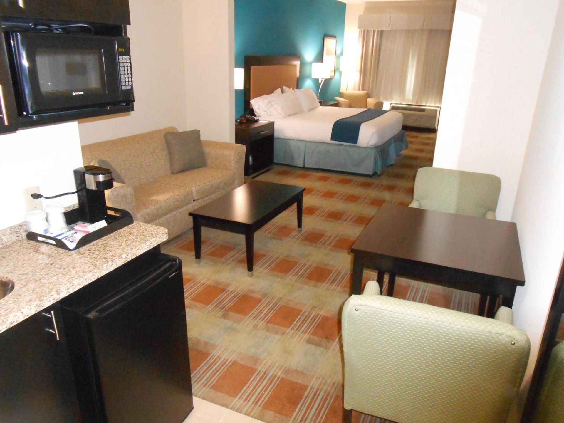 Holiday Inn Express & Suites Houston Northwest-Brookhollow by IHG photo 36