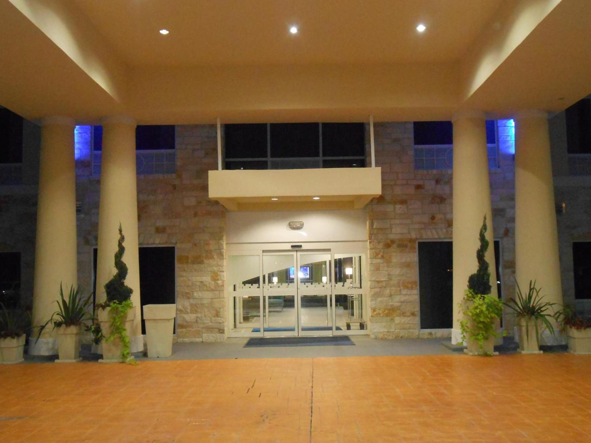 Holiday Inn Express & Suites Houston Northwest-Brookhollow by IHG photo 40