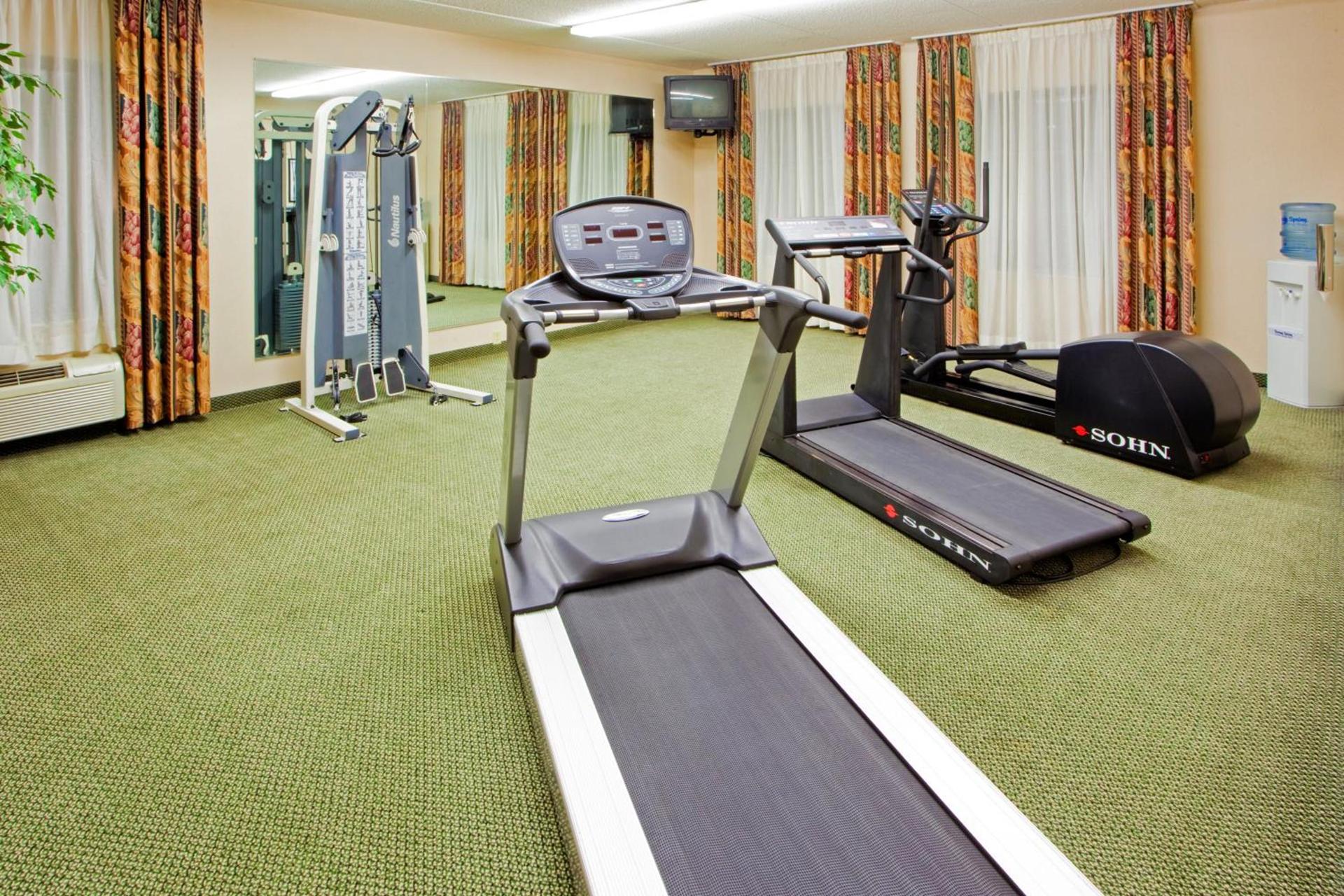 Holiday Inn Express Hanover by IHG photo 11