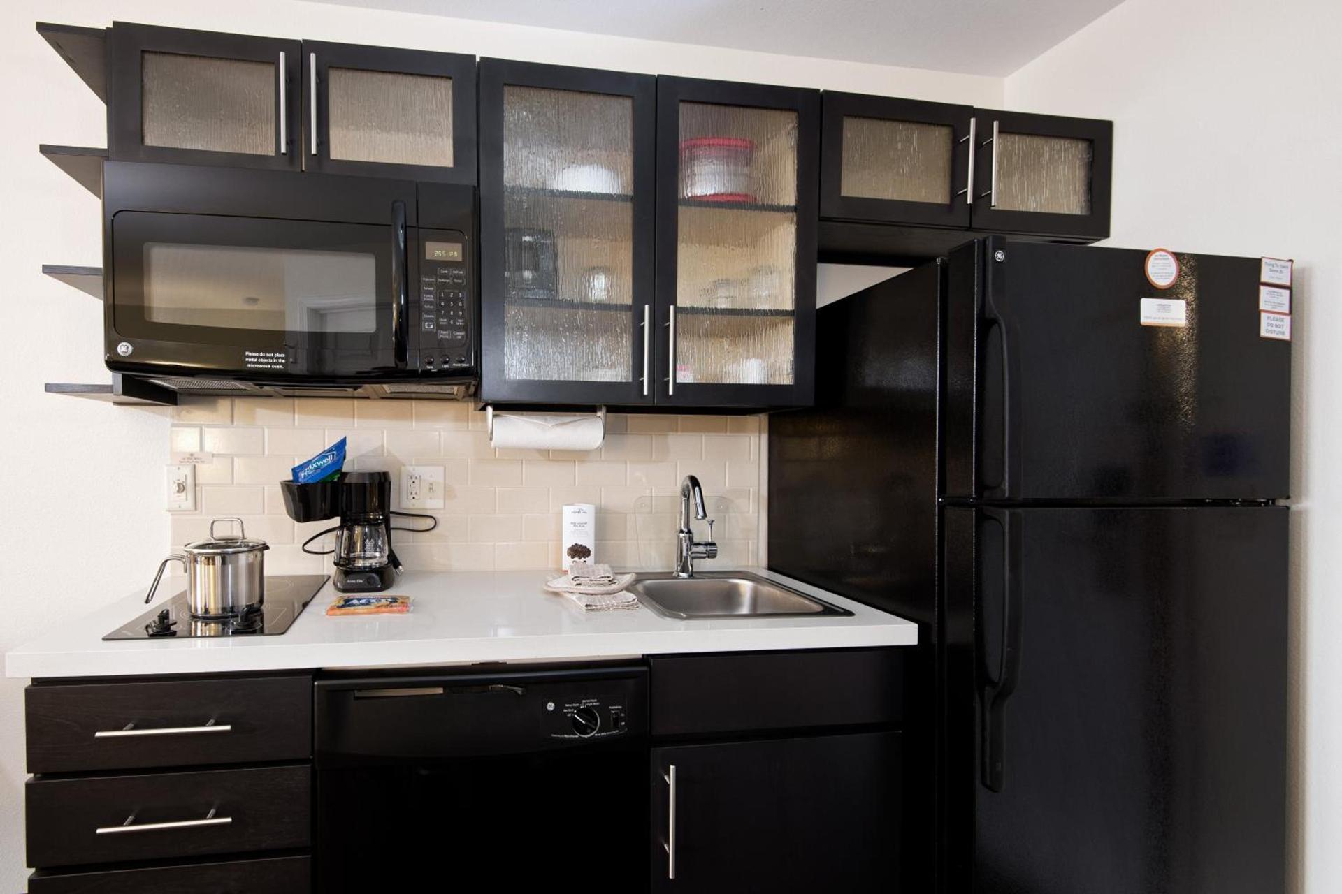 Candlewood Suites Greeley by IHG photo 10