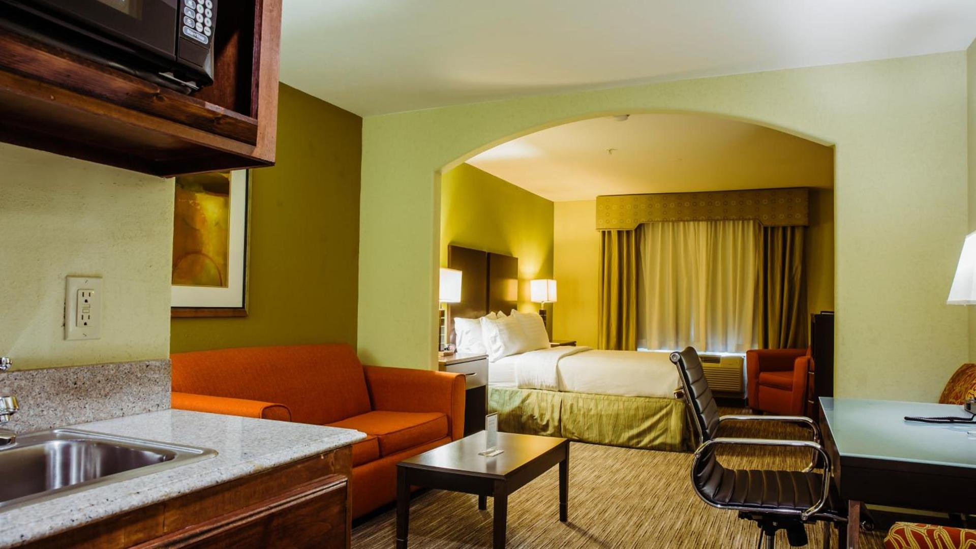 Holiday Inn Express Hotel & Suites Waller by IHG photo 28