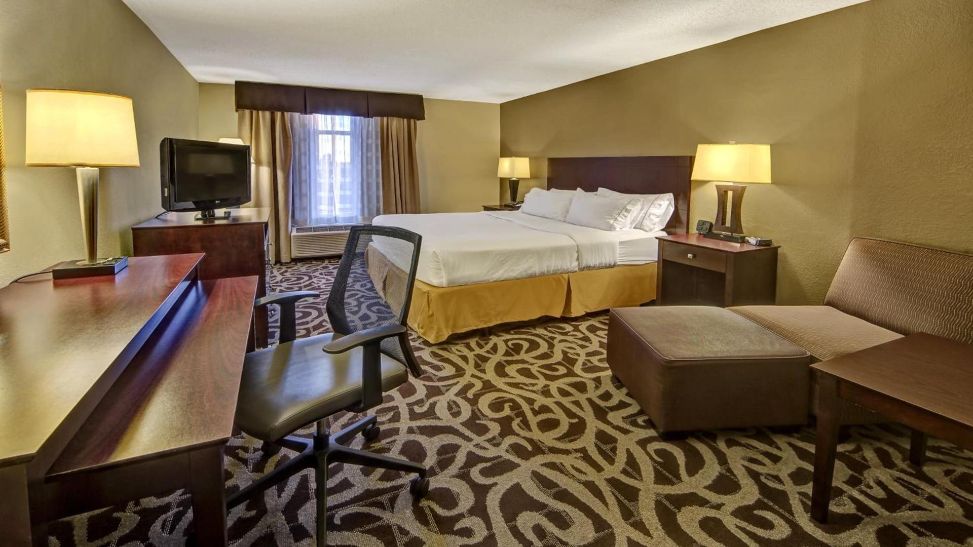 Garner Hotel Murfreesboro West by IHG photo 20