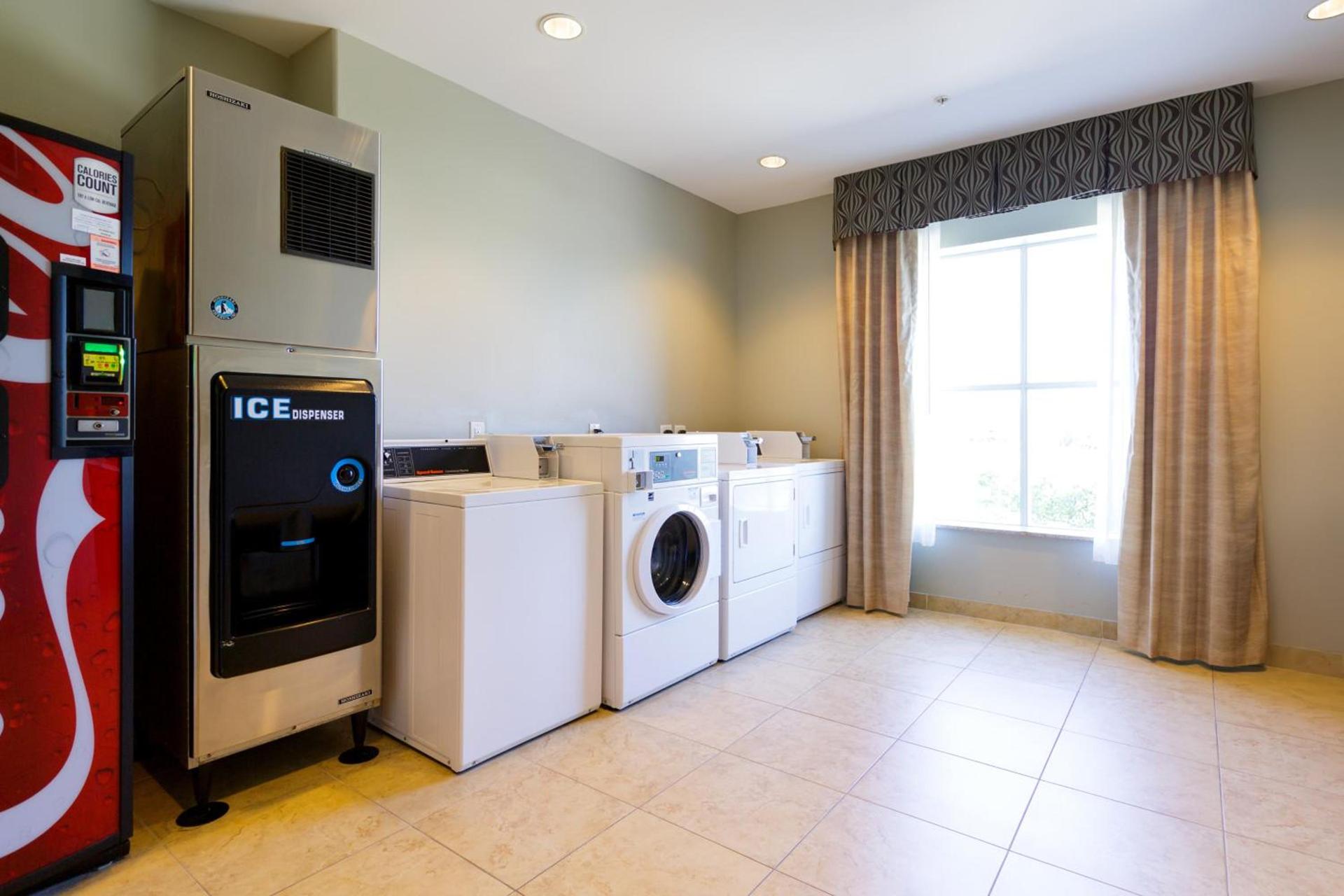 Holiday Inn Houston-Webster by IHG photo 4
