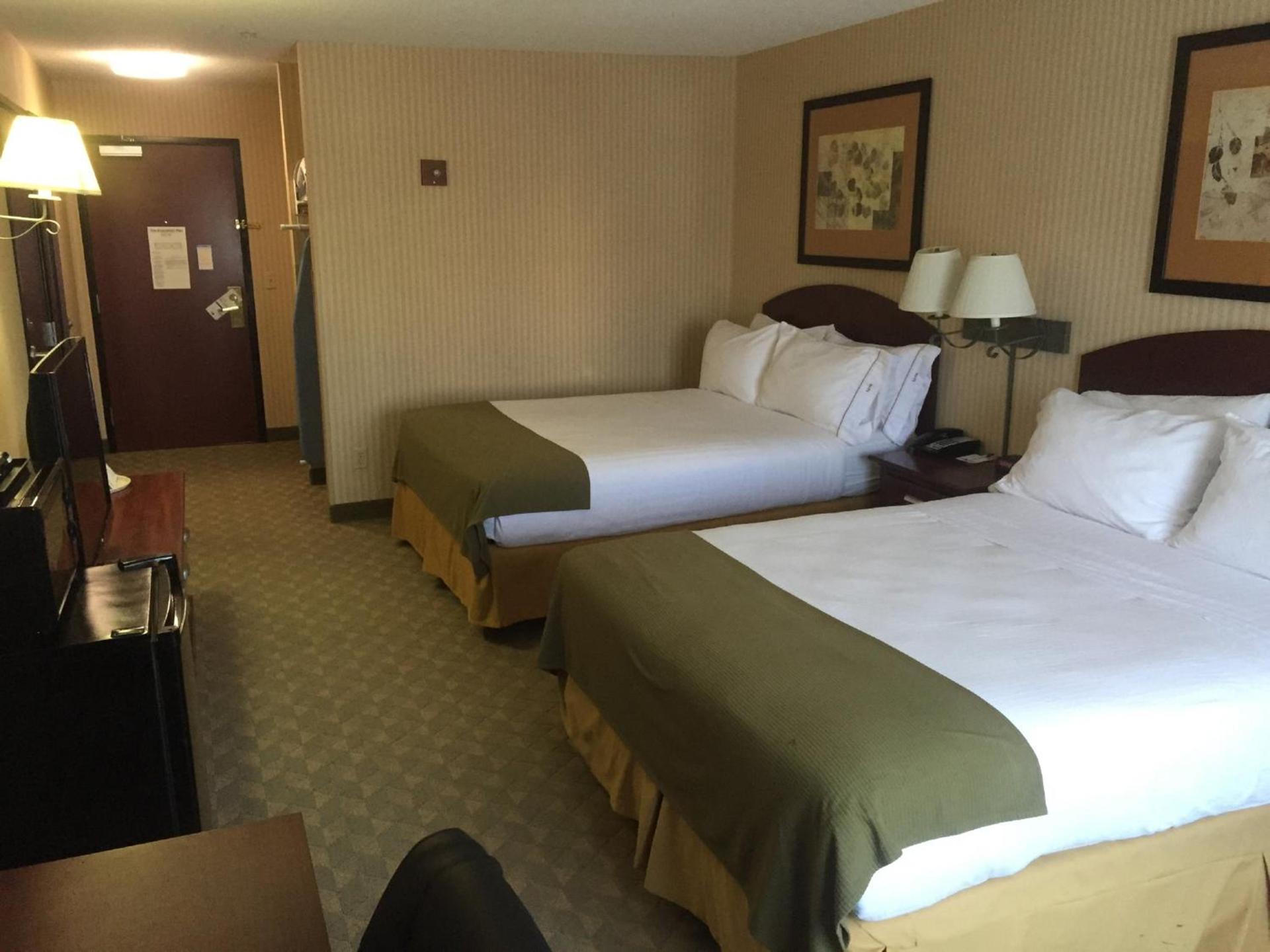 Spark By Hilton Lansing photo 12