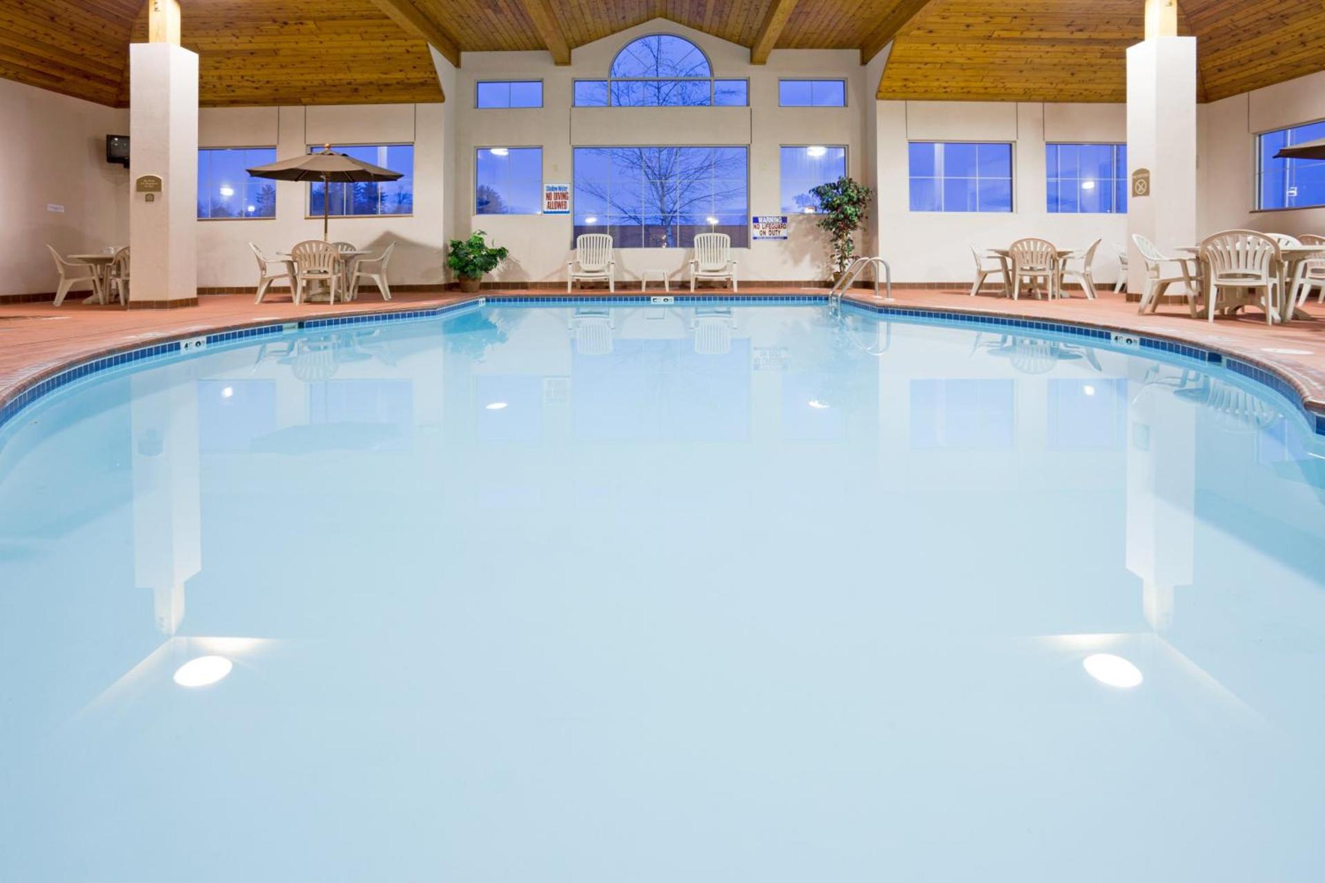 Holiday Inn Express Houghton-Keweenaw by IHG photo 37