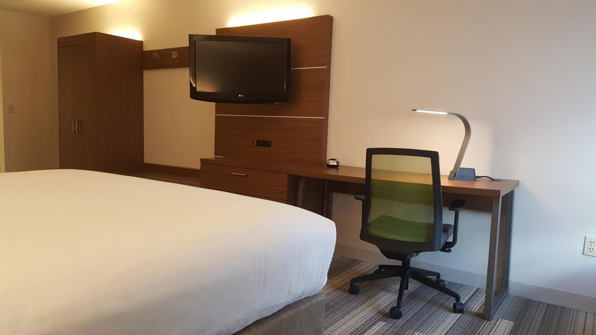 Holiday Inn Express Hotel & Suites Jacksonville-South by IHG photo 22