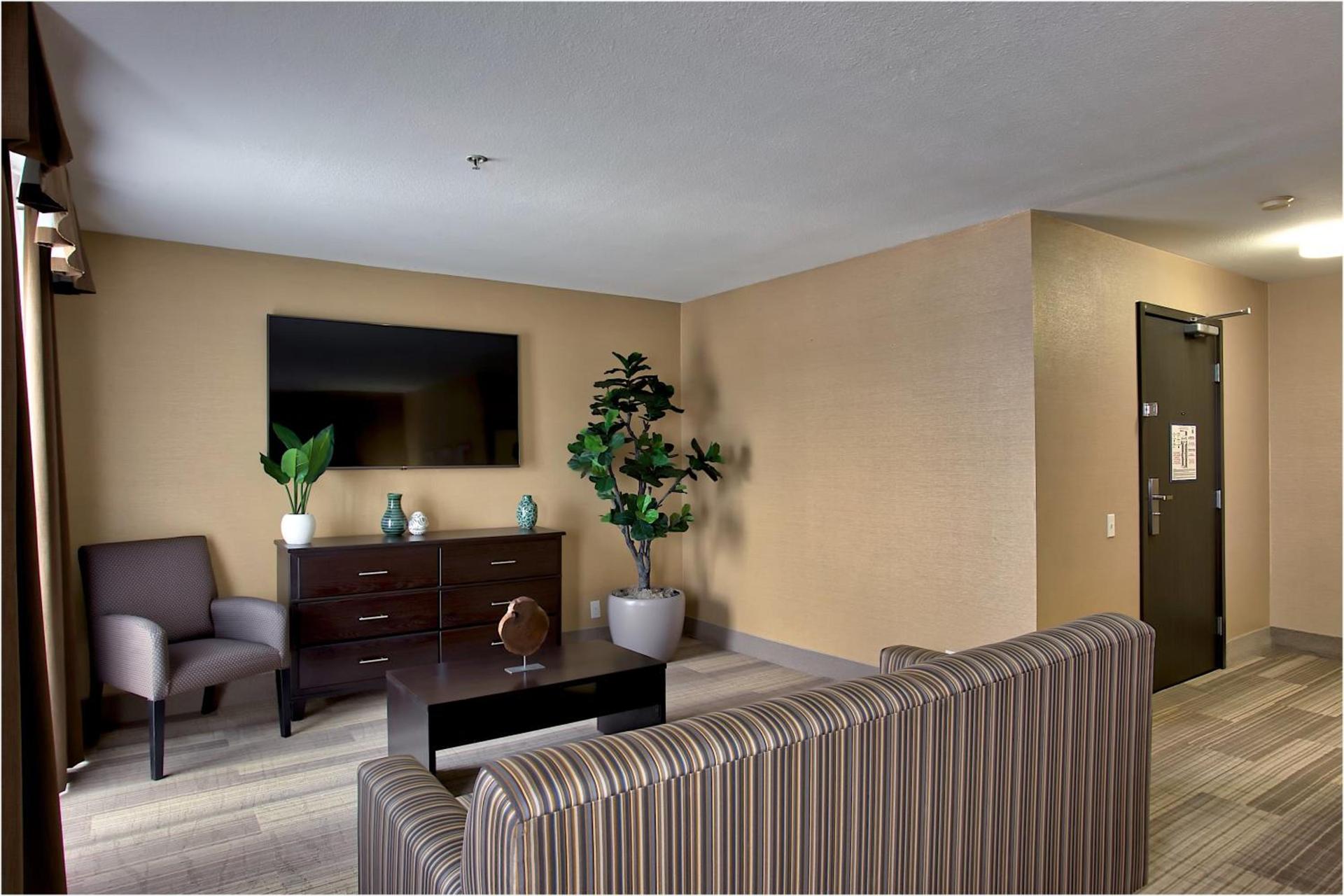 Hampton Inn by Hilton Costa Mesa Newport Beach photo 25