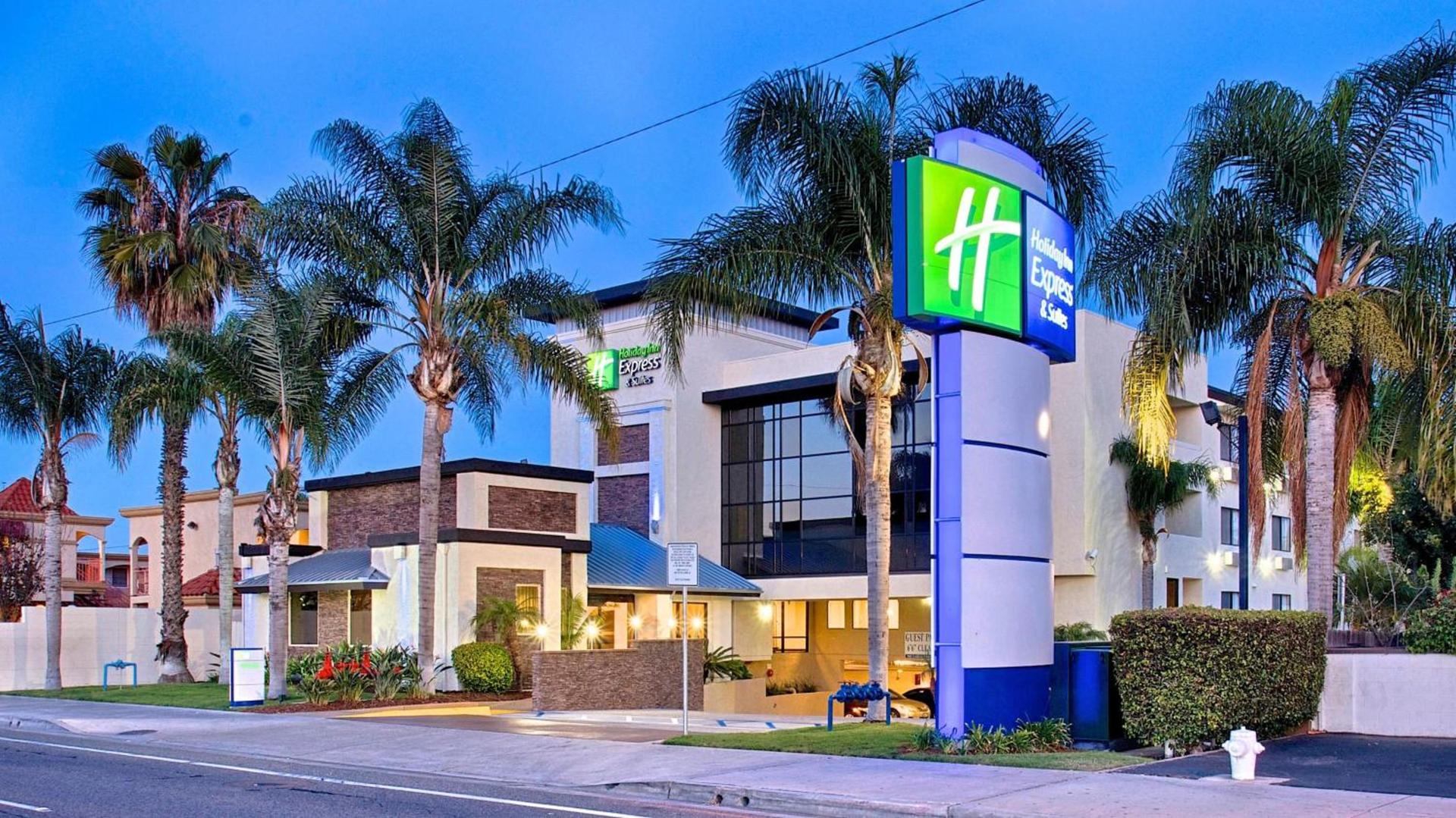 Hampton Inn by Hilton Costa Mesa Newport Beach photo 14
