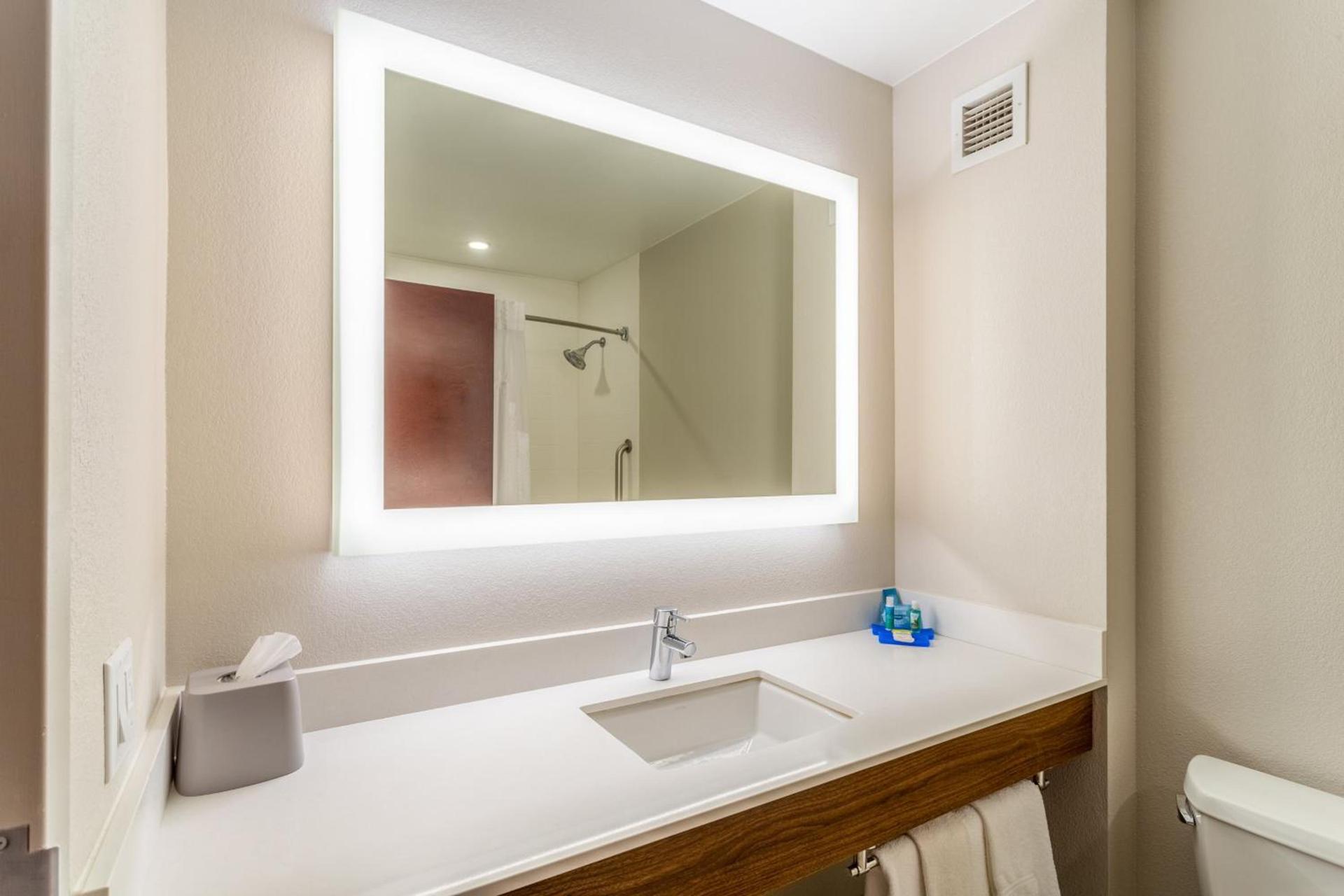 Holiday Inn Express Haskell-Wayne Area by IHG photo 11